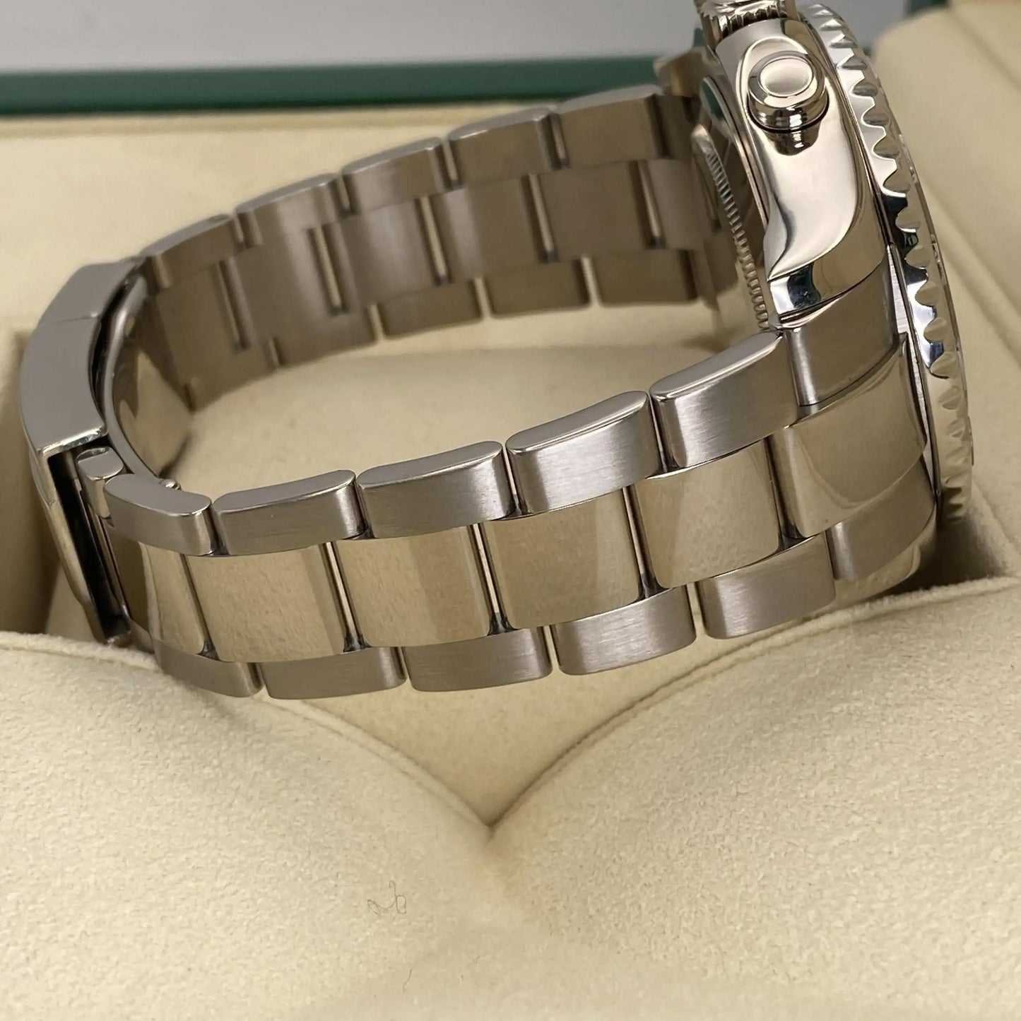 5th image of Rolex Rolex Yacht-Master II 116689 Wristwatch, PreOwned condition