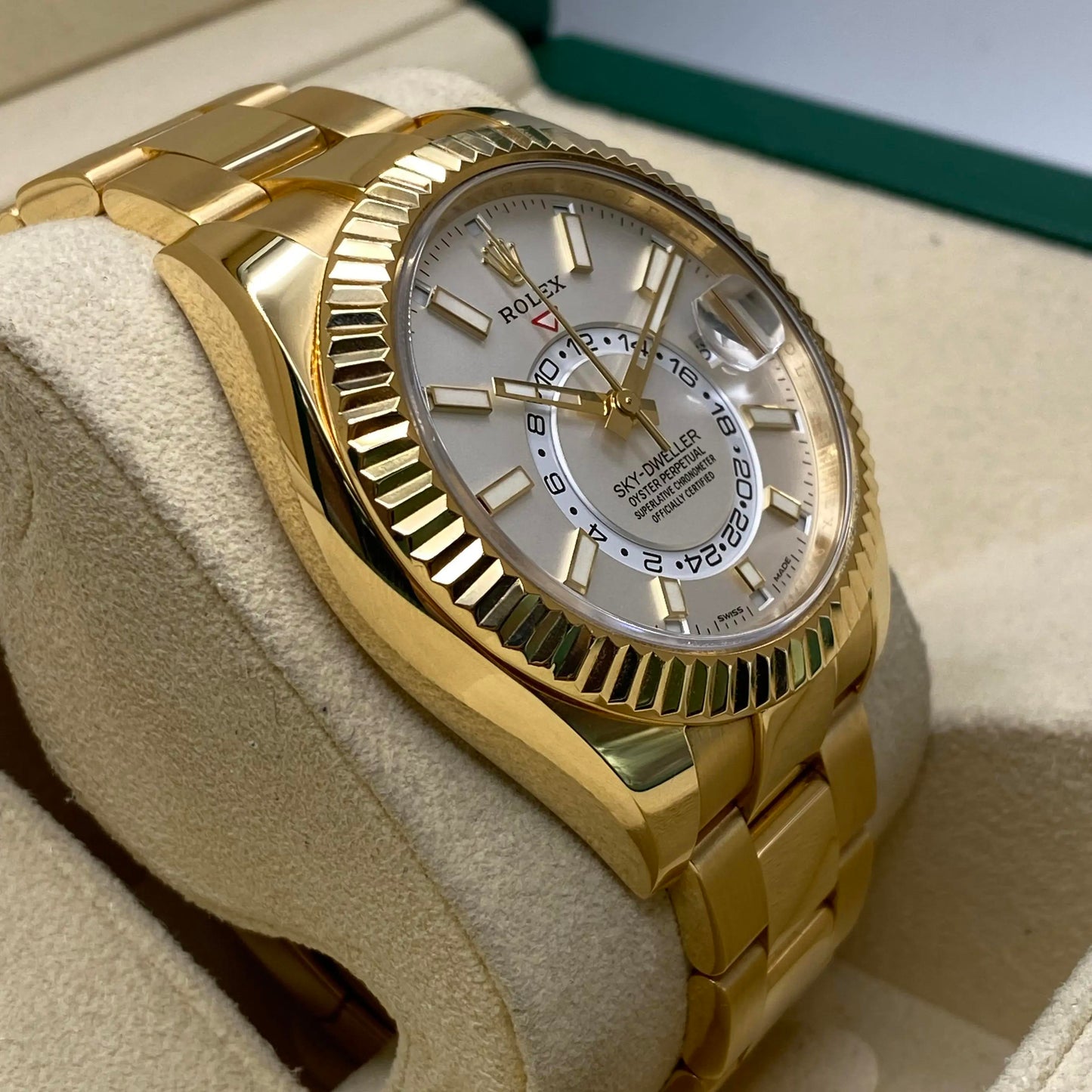 5th image of Rolex Rolex Sky-Dweller 326938 Wristwatch, PreOwned condition