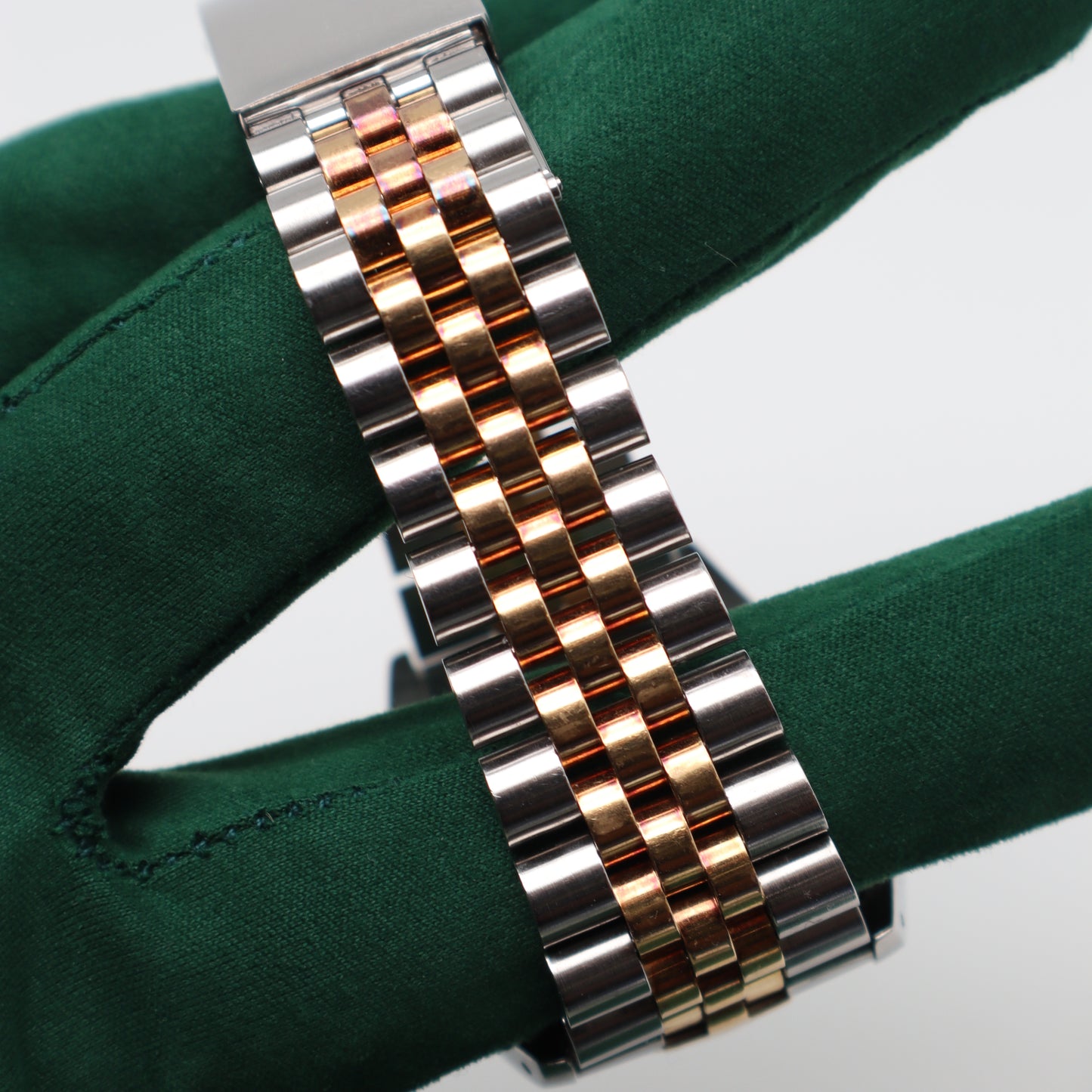 5th image of Rolex Rolex datejust 16233 Wristwatch, PreOwned condition