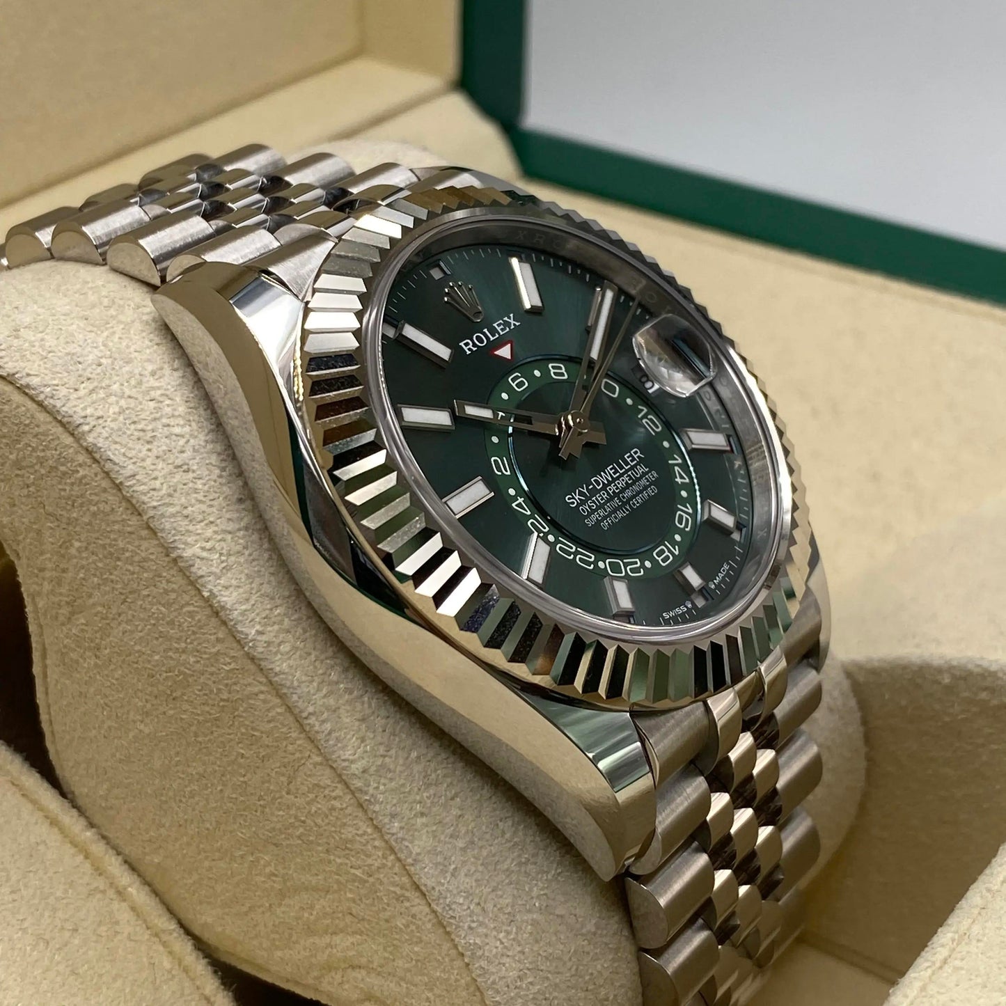 5th image of Rolex Rolex Sky-Dweller 336934 Wristwatch, Unworn condition