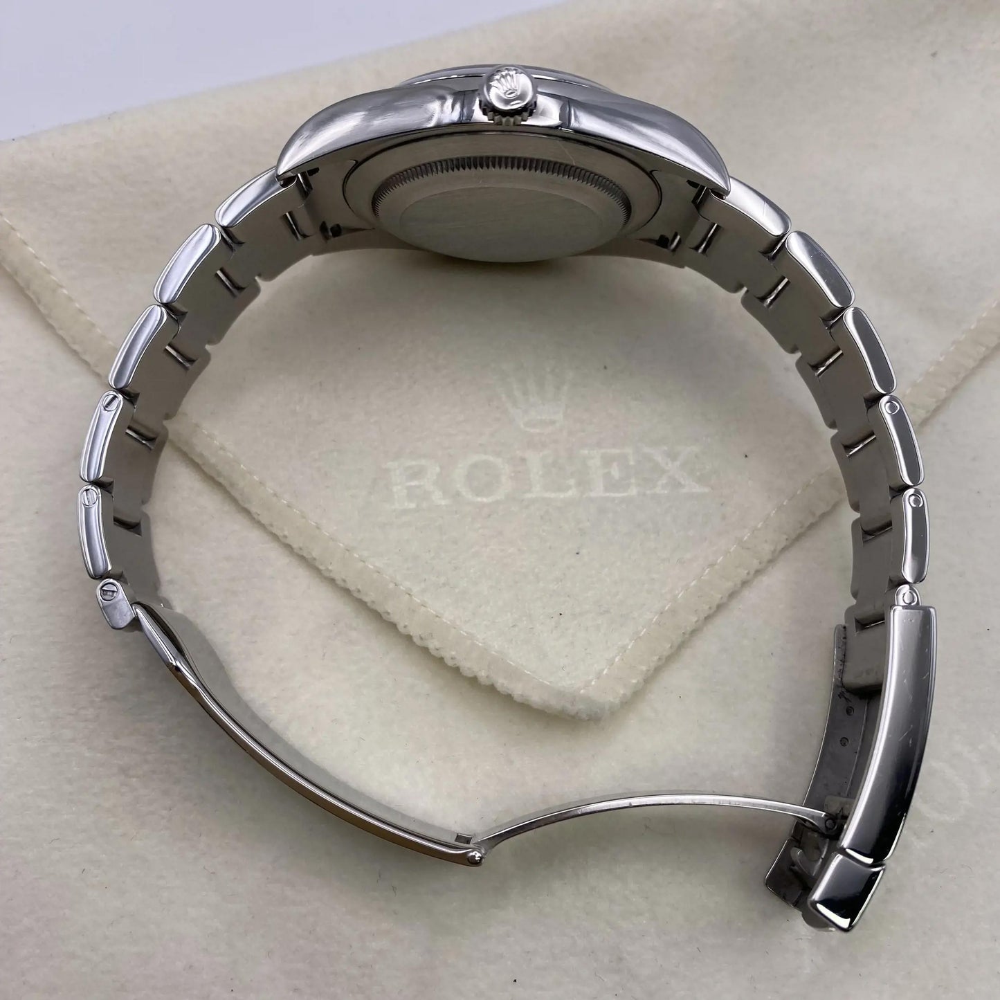 5th image of Rolex Rolex Oyster Perpetual 114300 Wristwatch, PreOwned condition