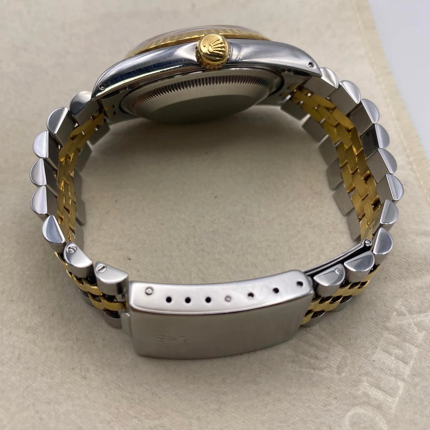 5th image of Rolex Rolex Datejust 16233 Wristwatch, PreOwned condition