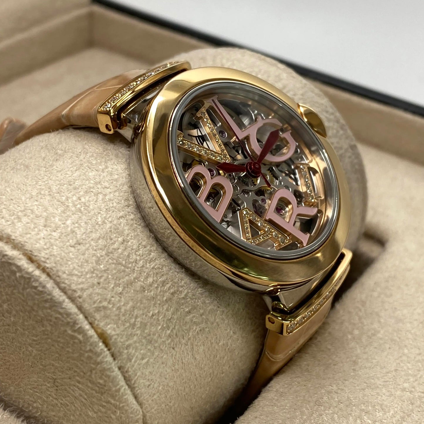 5th image of Bvlgari Bvlgari Lvcea Wristwatch, PreOwned condition