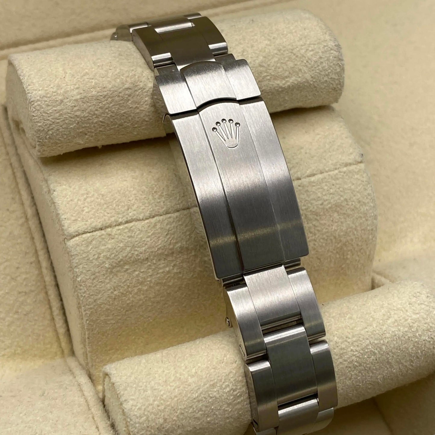 5th image of Rolex Rolex Oyster Perpetual Wristwatch, Unworn condition
