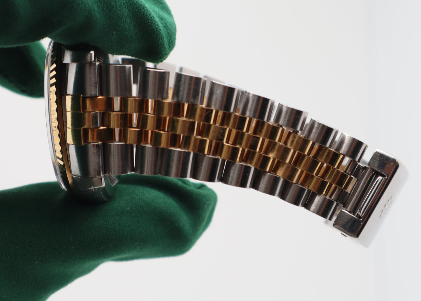 5th image of Rolex Rolex Datejust 16233 Wristwatch, PreOwned condition