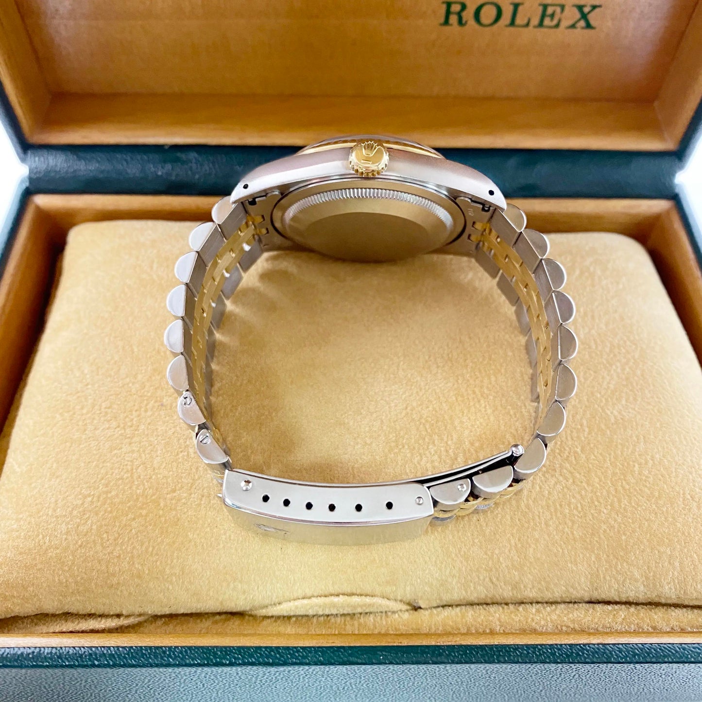 5th image of Rolex Rolex Datejust 16233 Wristwatch, PreOwned condition