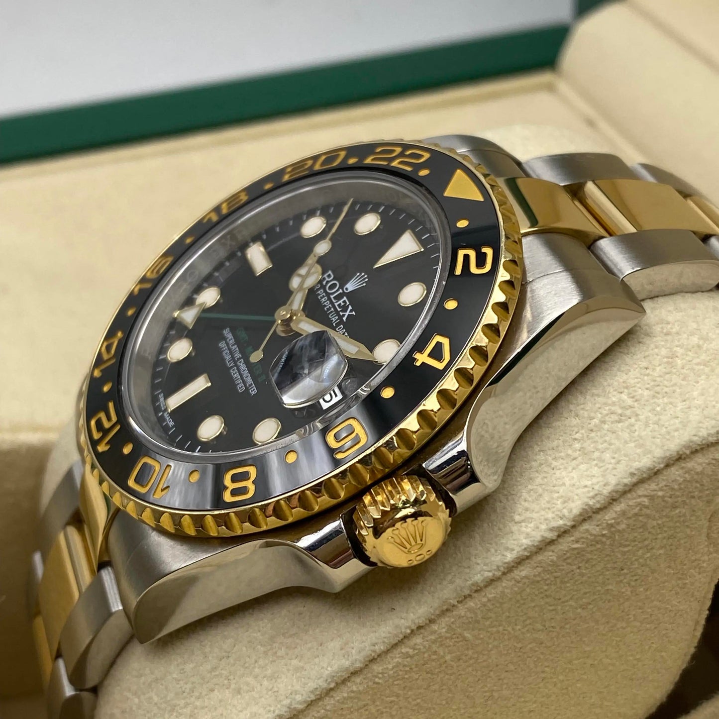5th image of Rolex Rolex GMT-Master II 116713LN Wristwatch, PreOwned condition