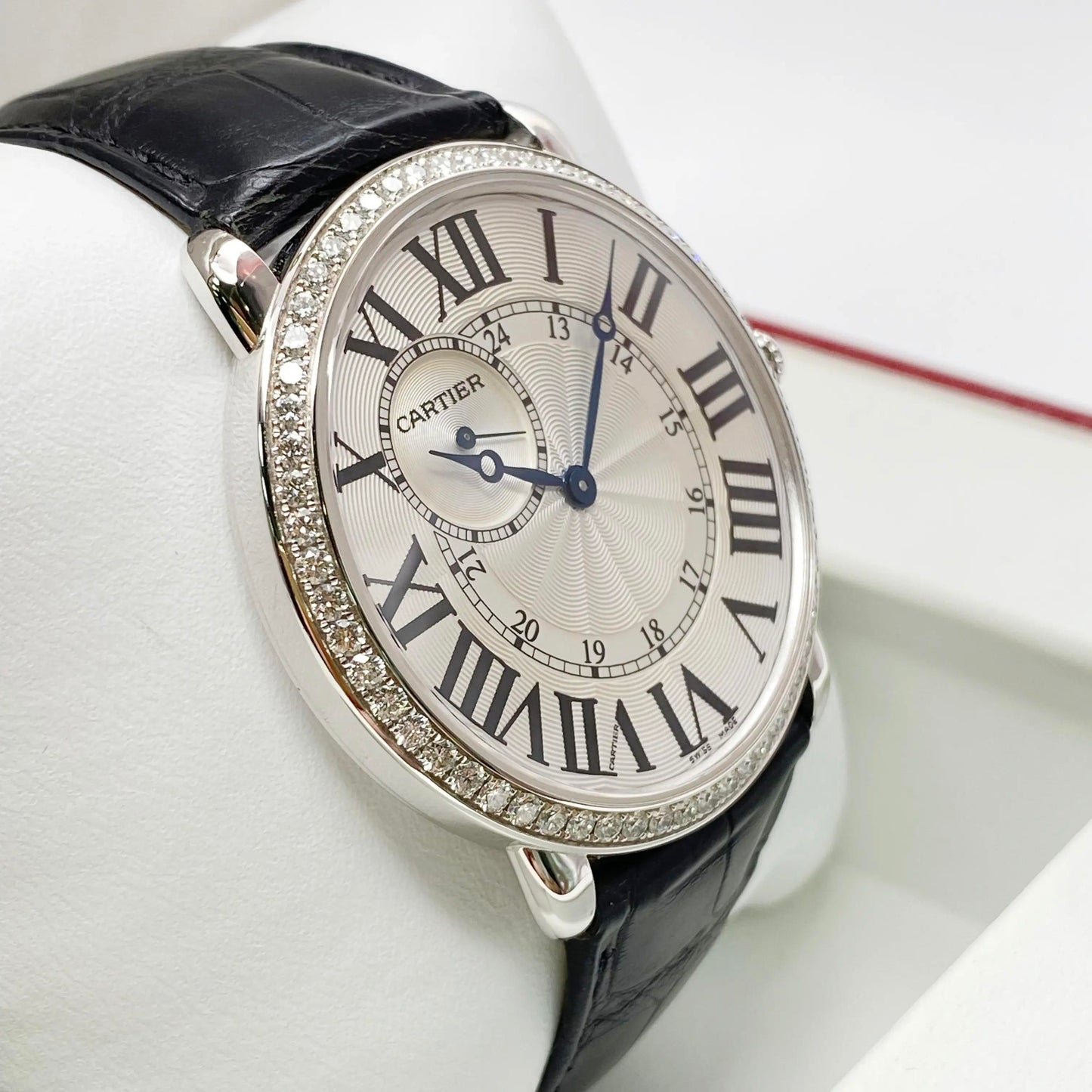 5th image of Cartier Cartier Ronde Louis Wristwatch, PreOwned condition