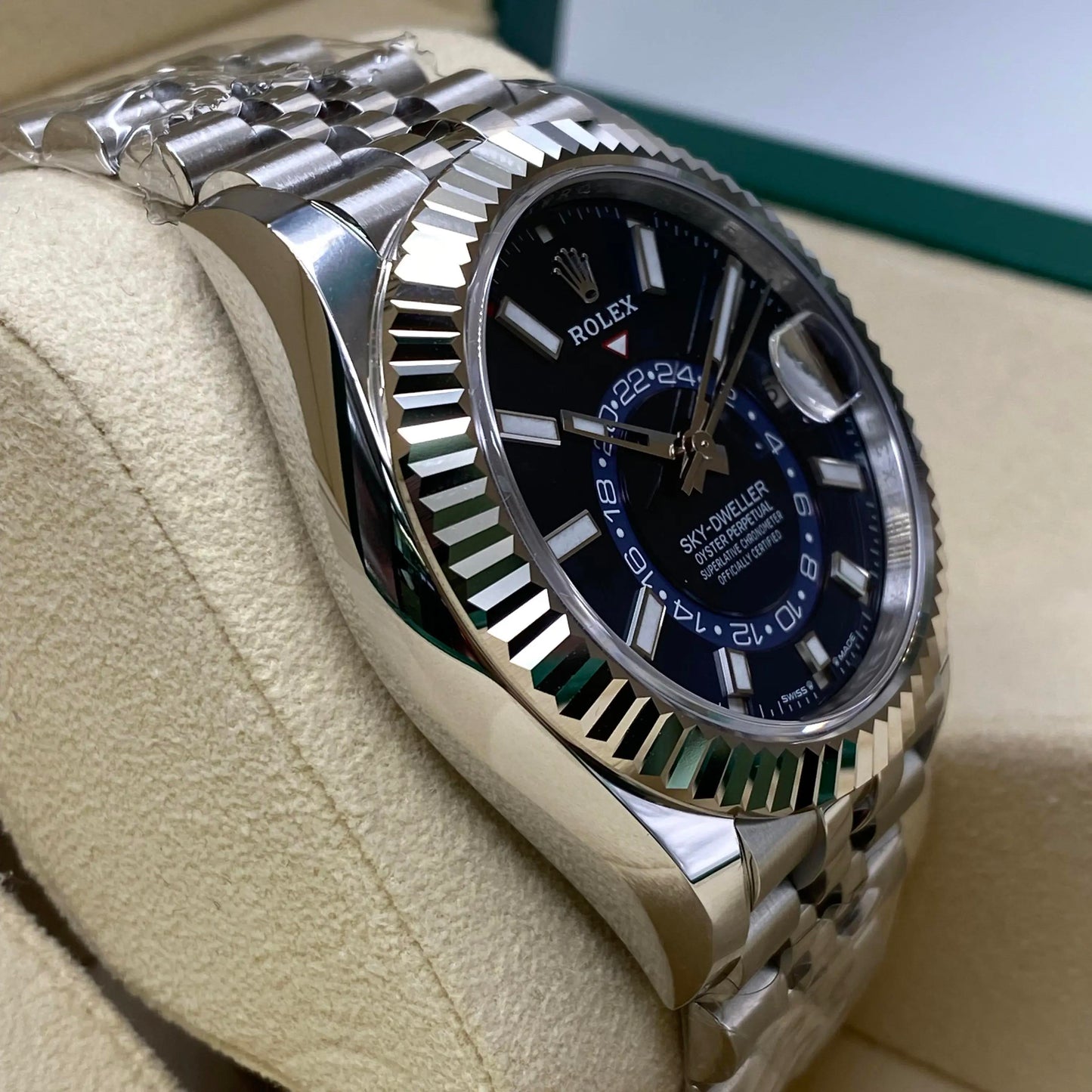 5th image of Rolex Rolex Sky-Dweller 336934 Wristwatch, Unworn condition