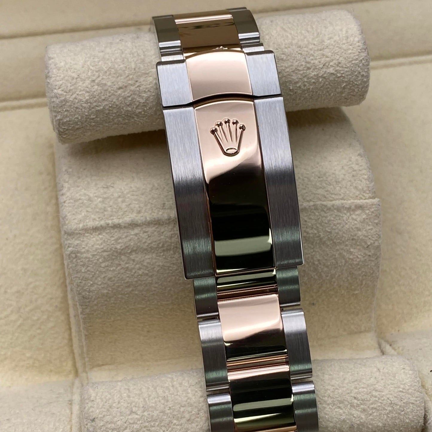 6th image of Rolex Rolex Datejust 126231 Wristwatch, Unworn condition