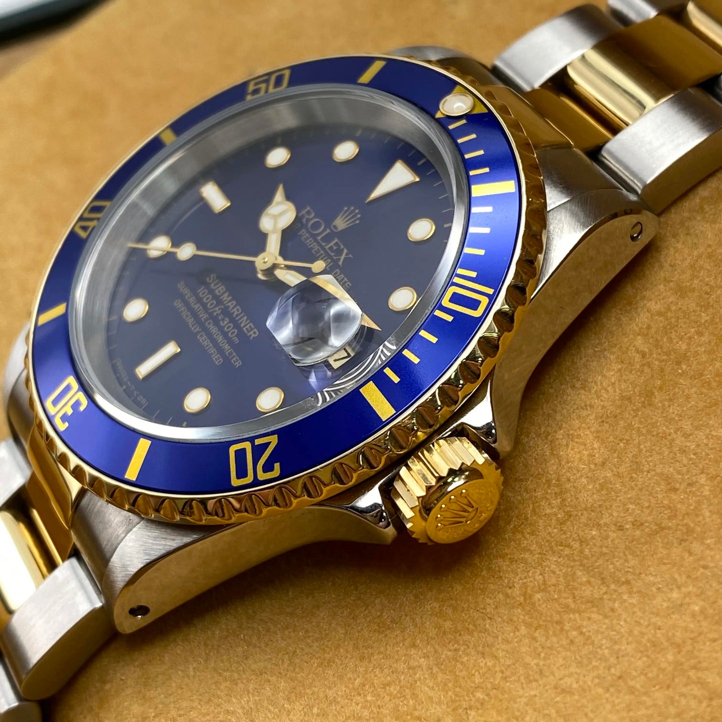 6th image of Rolex Rolex Submariner 16613 Wristwatch, PreOwned condition