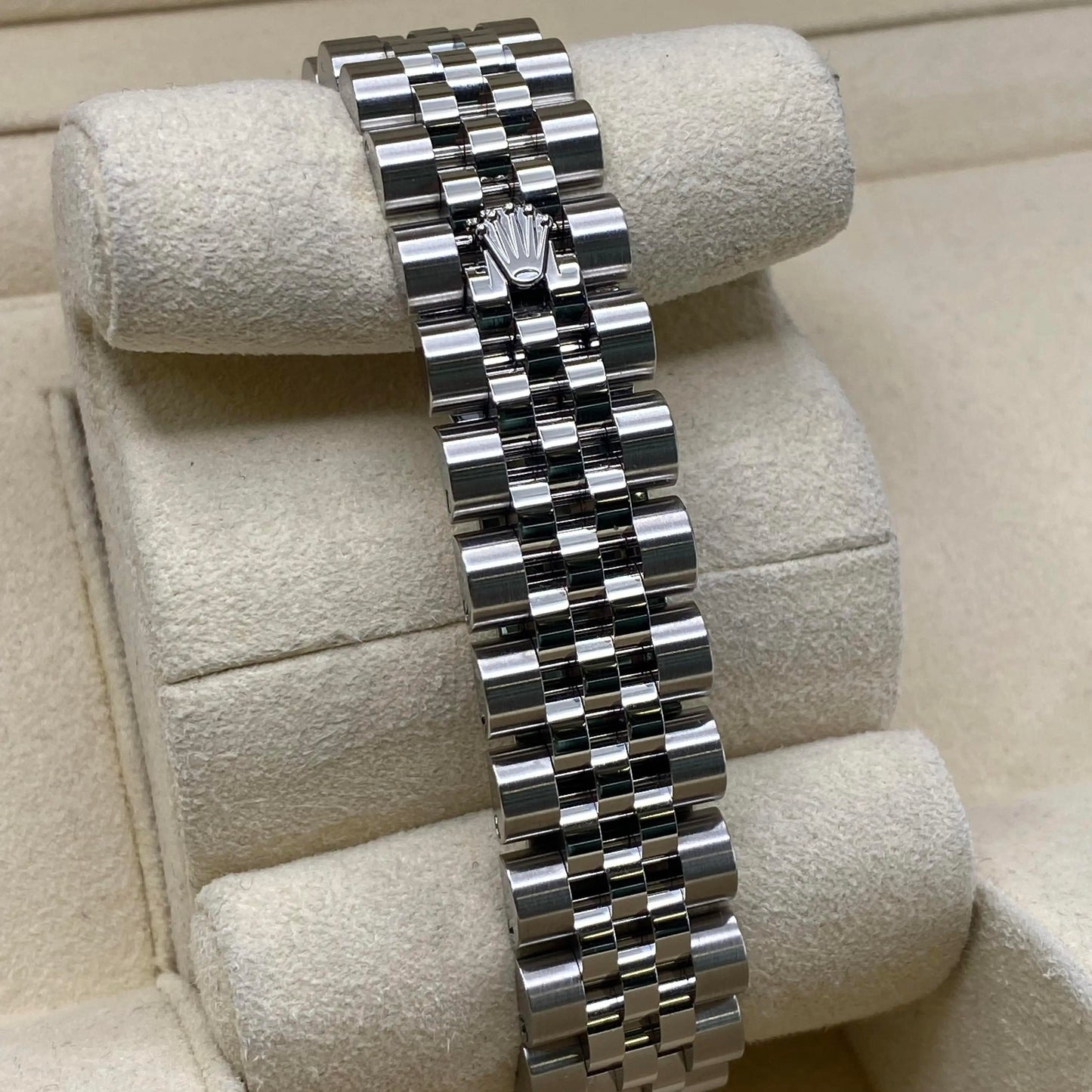 6th image of Rolex Rolex Datejust 178274 Wristwatch, PreOwned condition