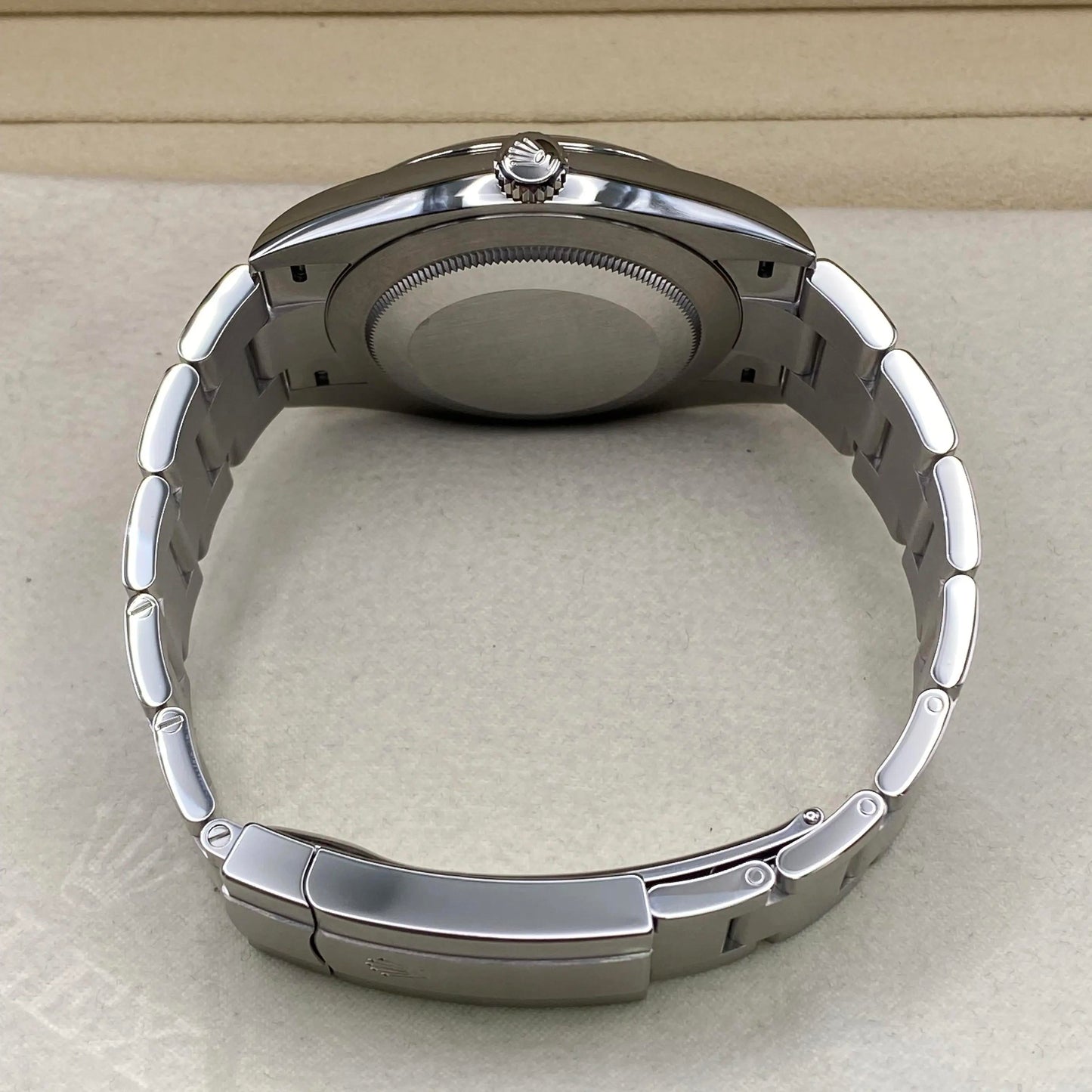 6th image of Rolex Rolex Oyster Perpetual 124300 Wristwatch, Unworn condition