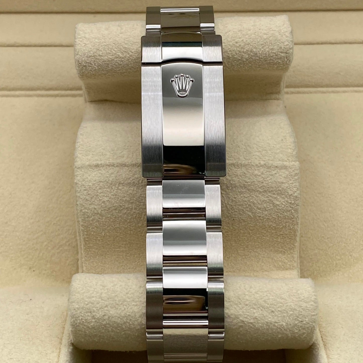 6th image of Rolex Rolex Datejust 126300 Wristwatch, Unworn condition