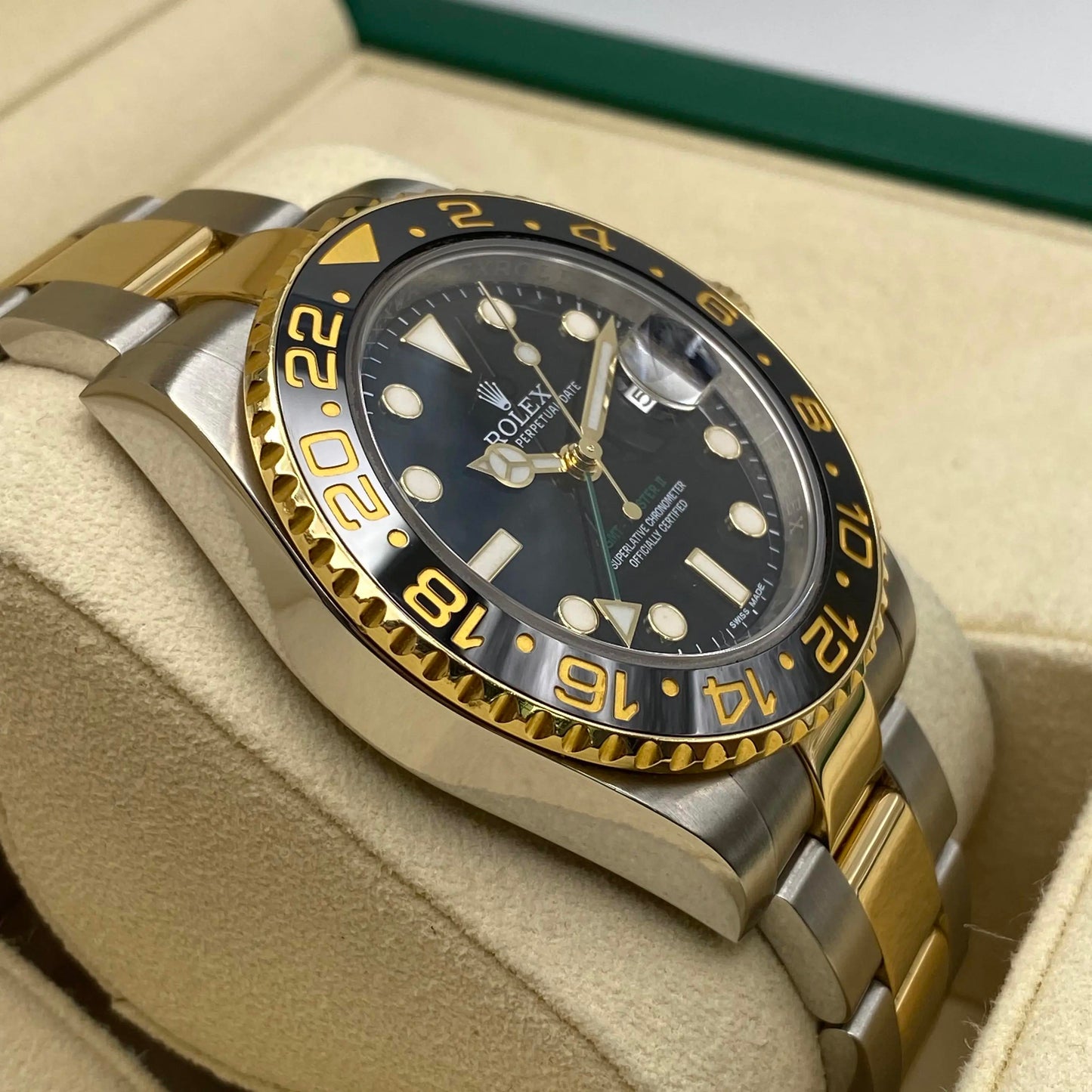 6th image of Rolex Rolex GMT-Master II 116713LN Wristwatch, PreOwned condition