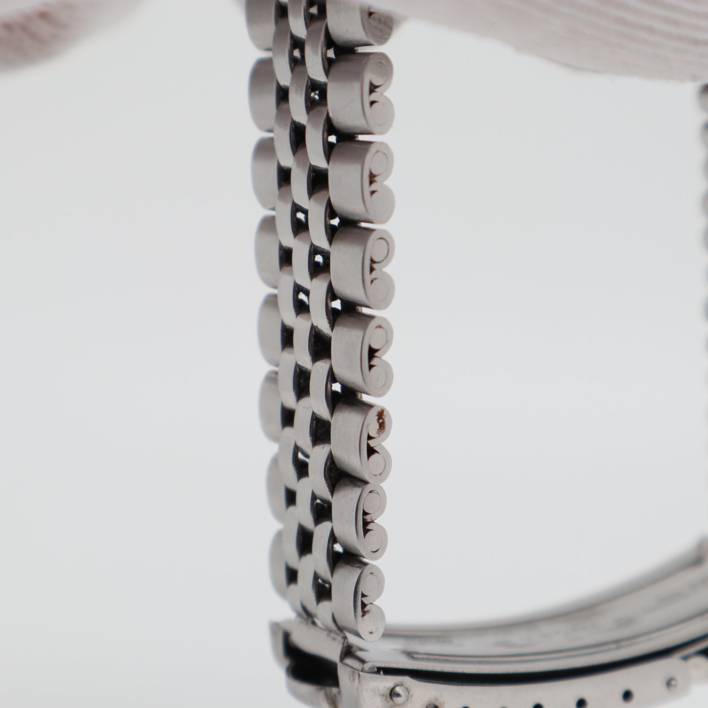 6th image of Rolex Rolex Datejust 1603 Wristwatch, PreOwned condition