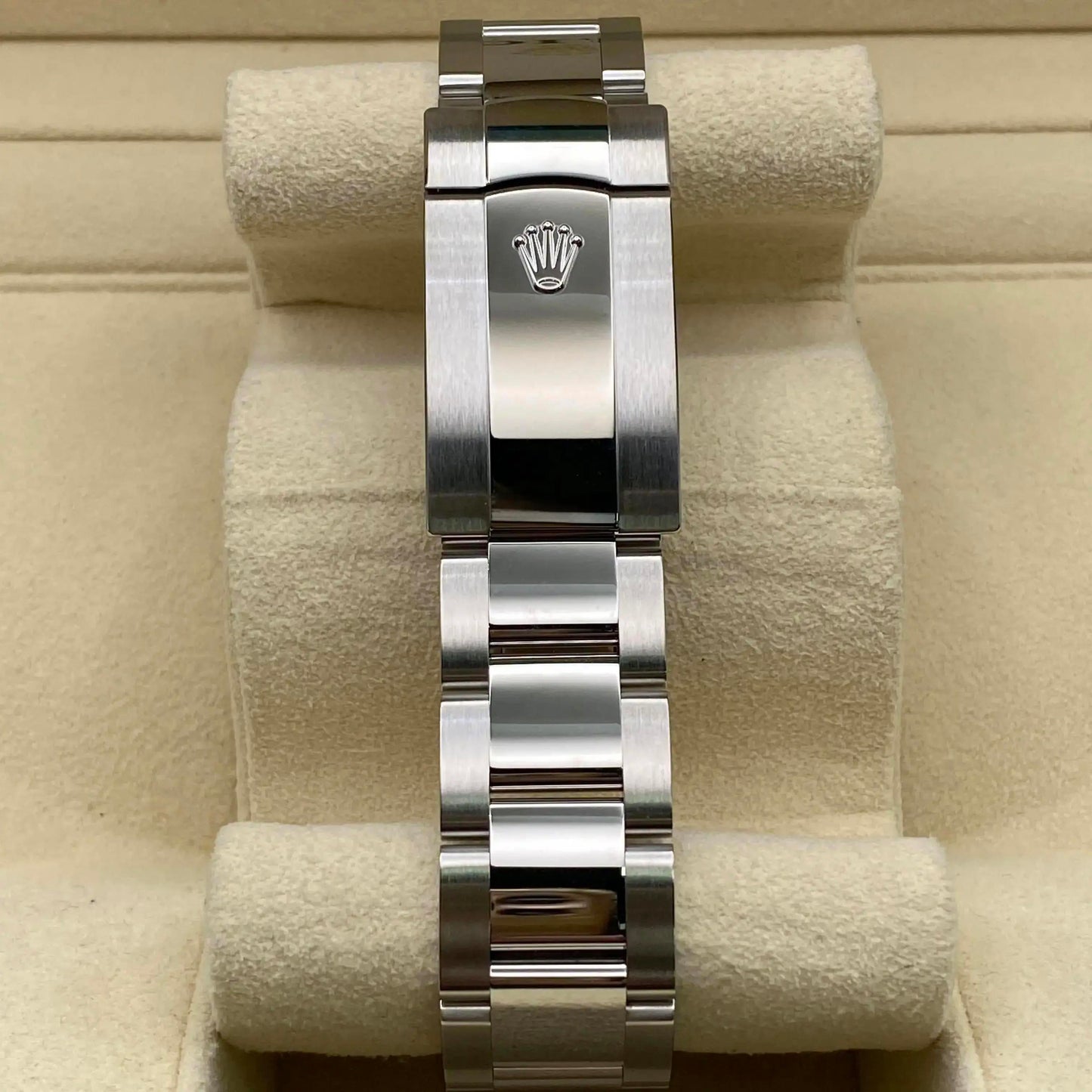 6th image of Rolex Rolex Datejust 126200 Wristwatch, Unworn condition