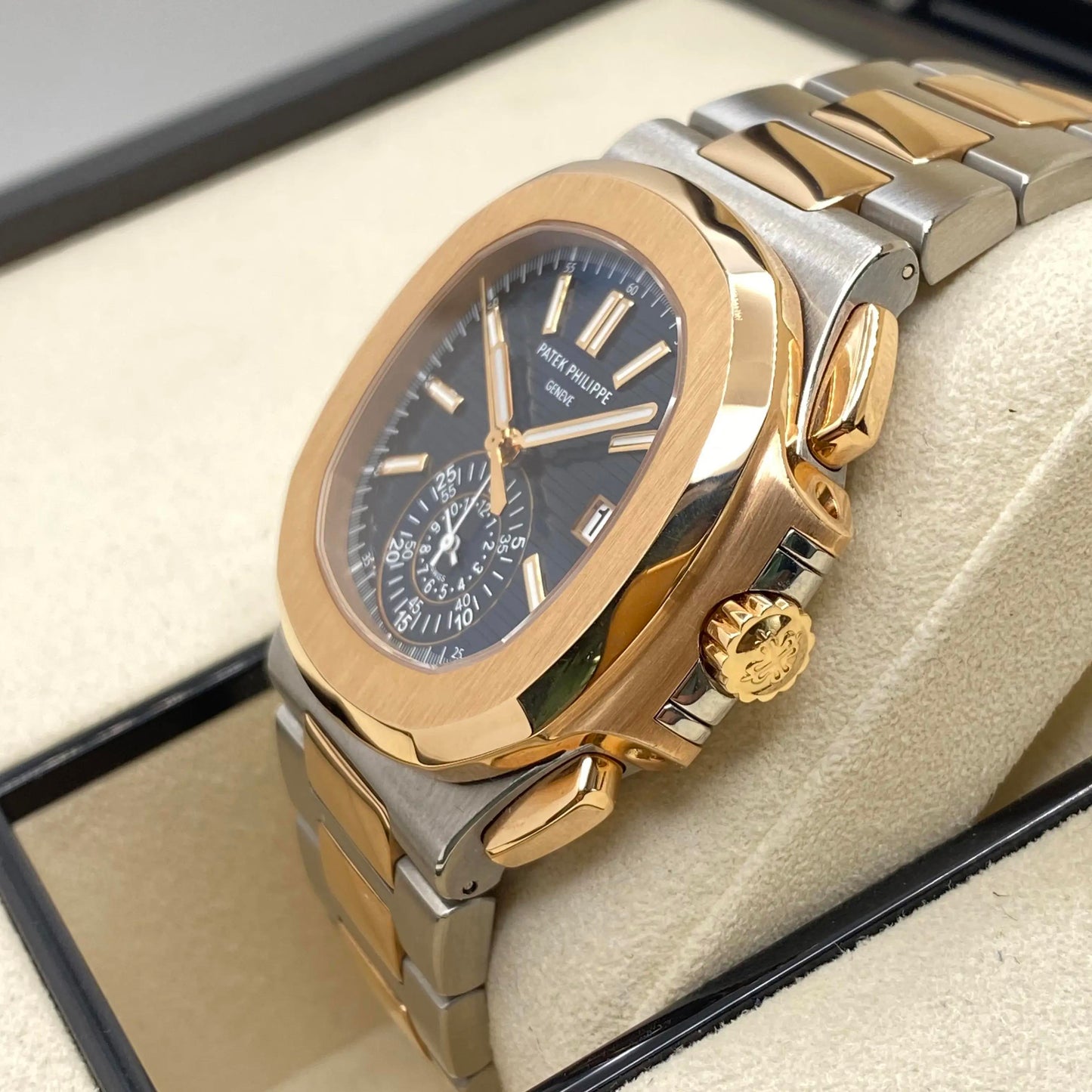 6th image of Patek Philippe Patek Philippe Nautilus Wristwatch, PreOwned condition