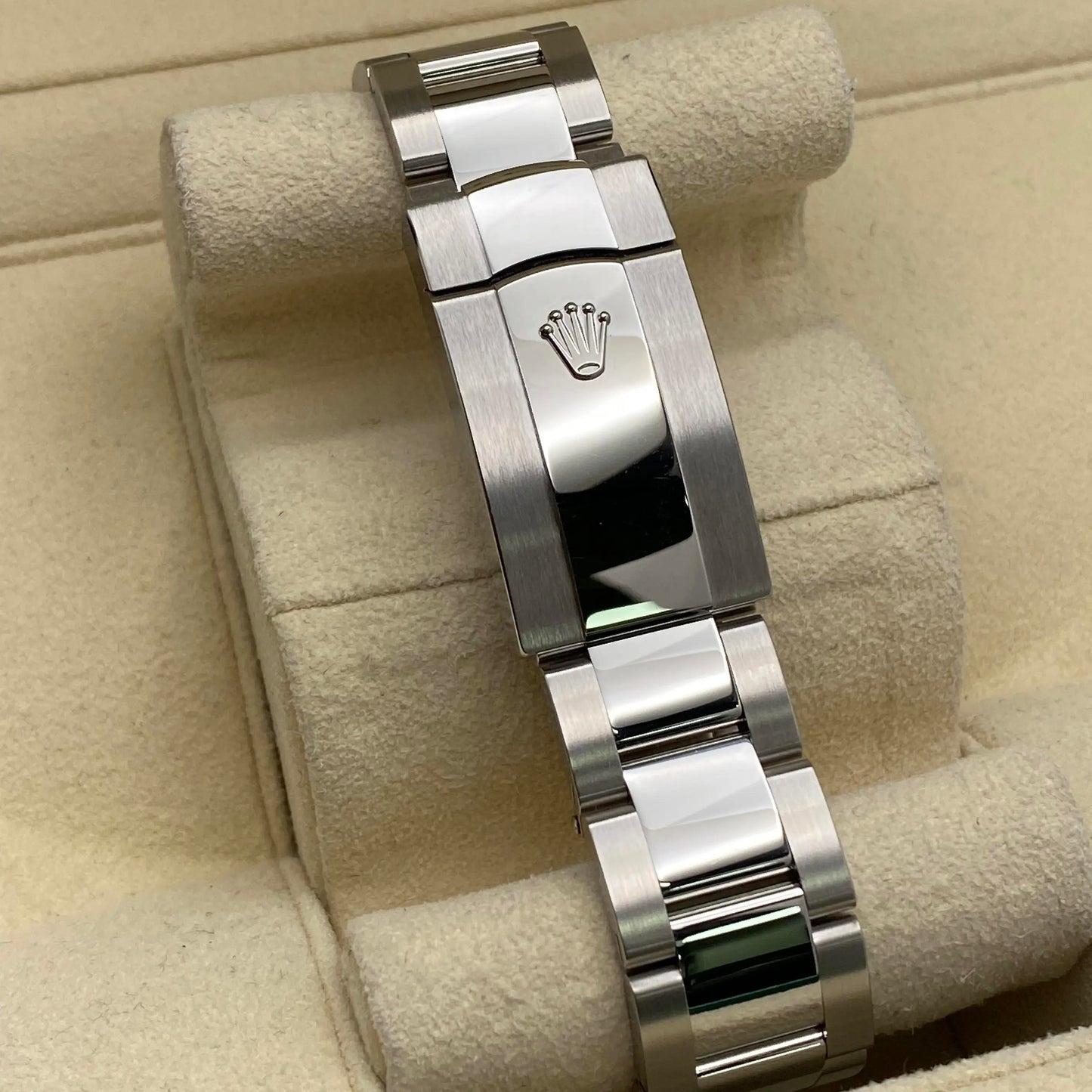 6th image of Rolex Rolex Datejust 126300 Wristwatch, Unworn condition