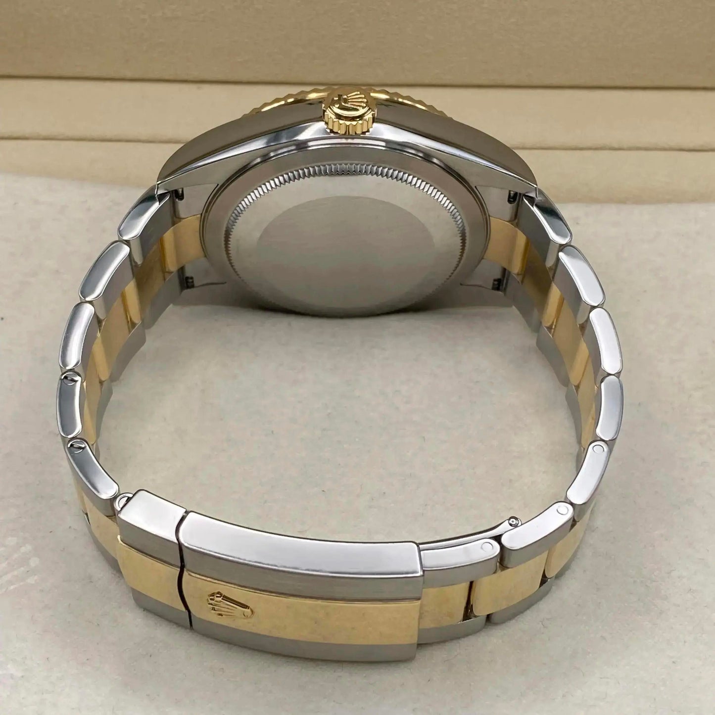 6th image of Rolex Rolex Sky-Dweller 336933 Wristwatch, Unworn condition