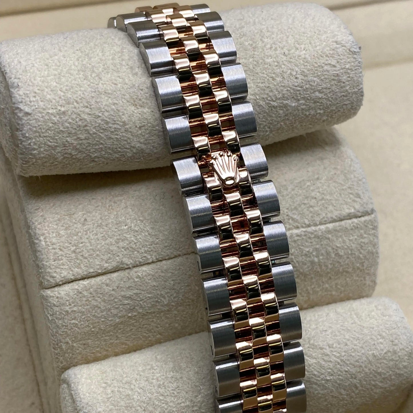 6th image of Rolex Rolex Datejust 279171 Wristwatch, Unworn condition