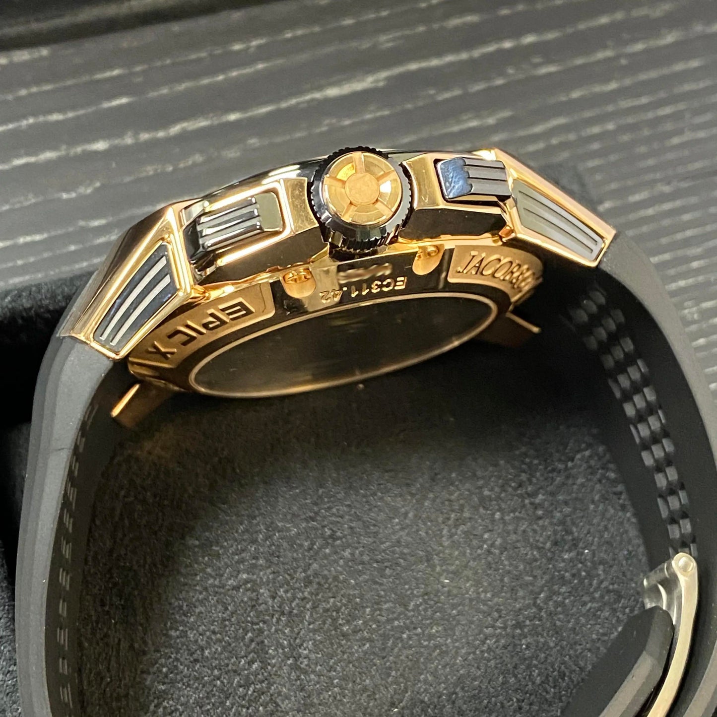 6th image of JACOB & Co. Jacob & Co. Epic X Wristwatch, PreOwned condition