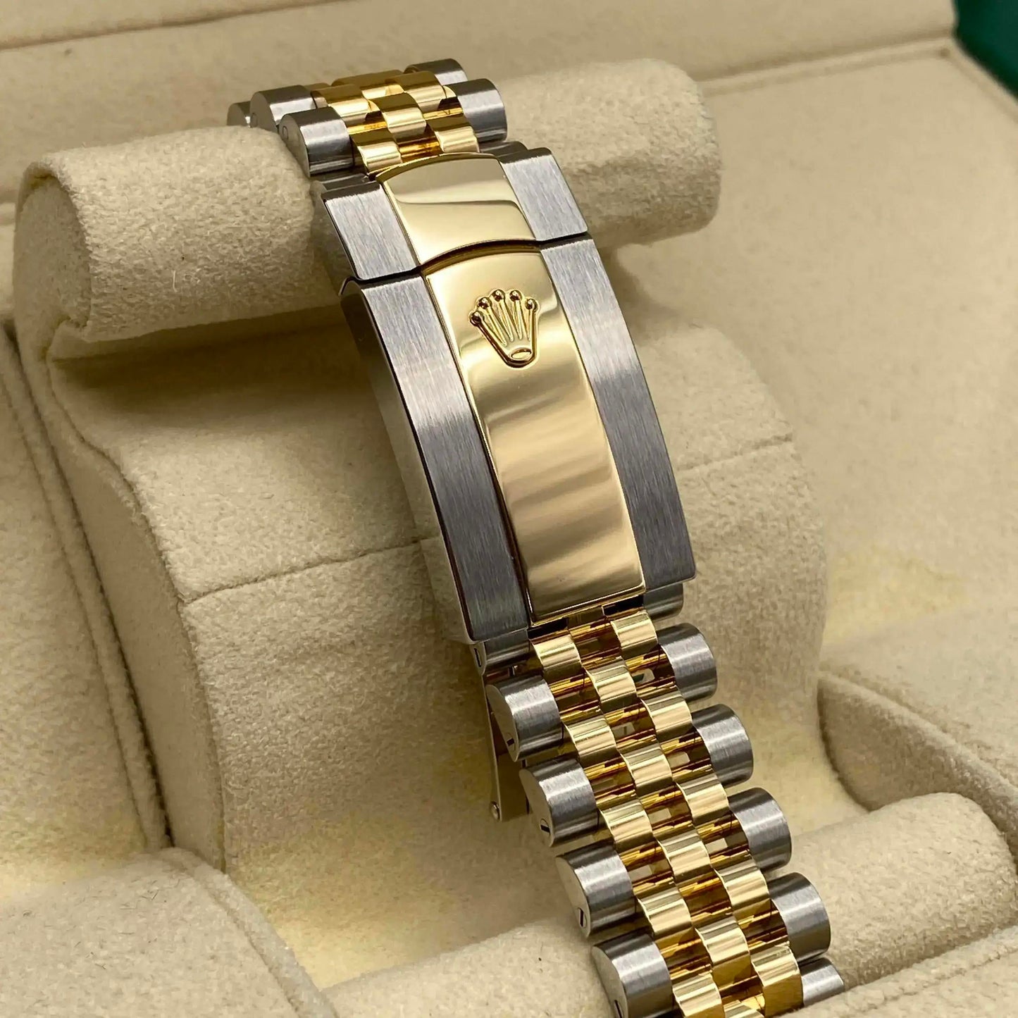 6th image of Rolex Rolex Datejust 41 Wristwatch, Unworn condition