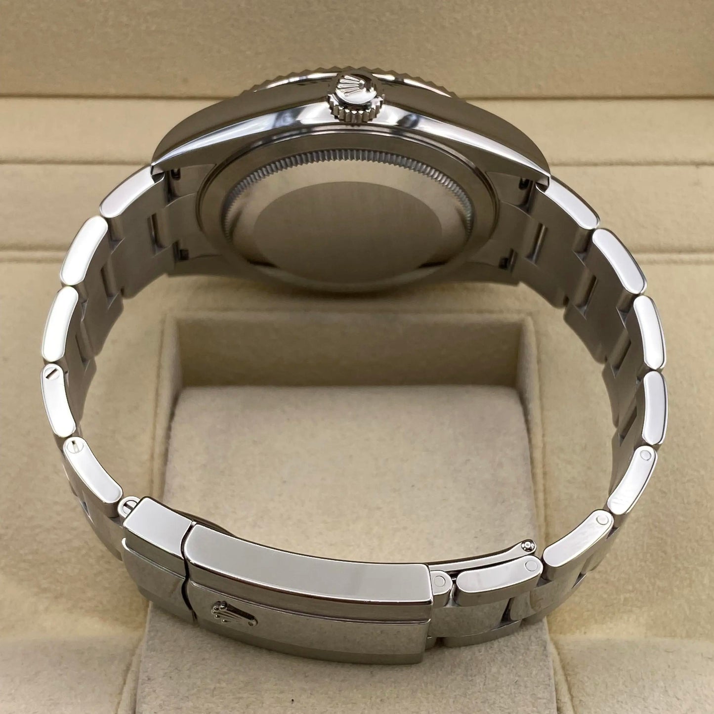6th image of Rolex Rolex Sky-Dweller 326934 Wristwatch, Unworn condition