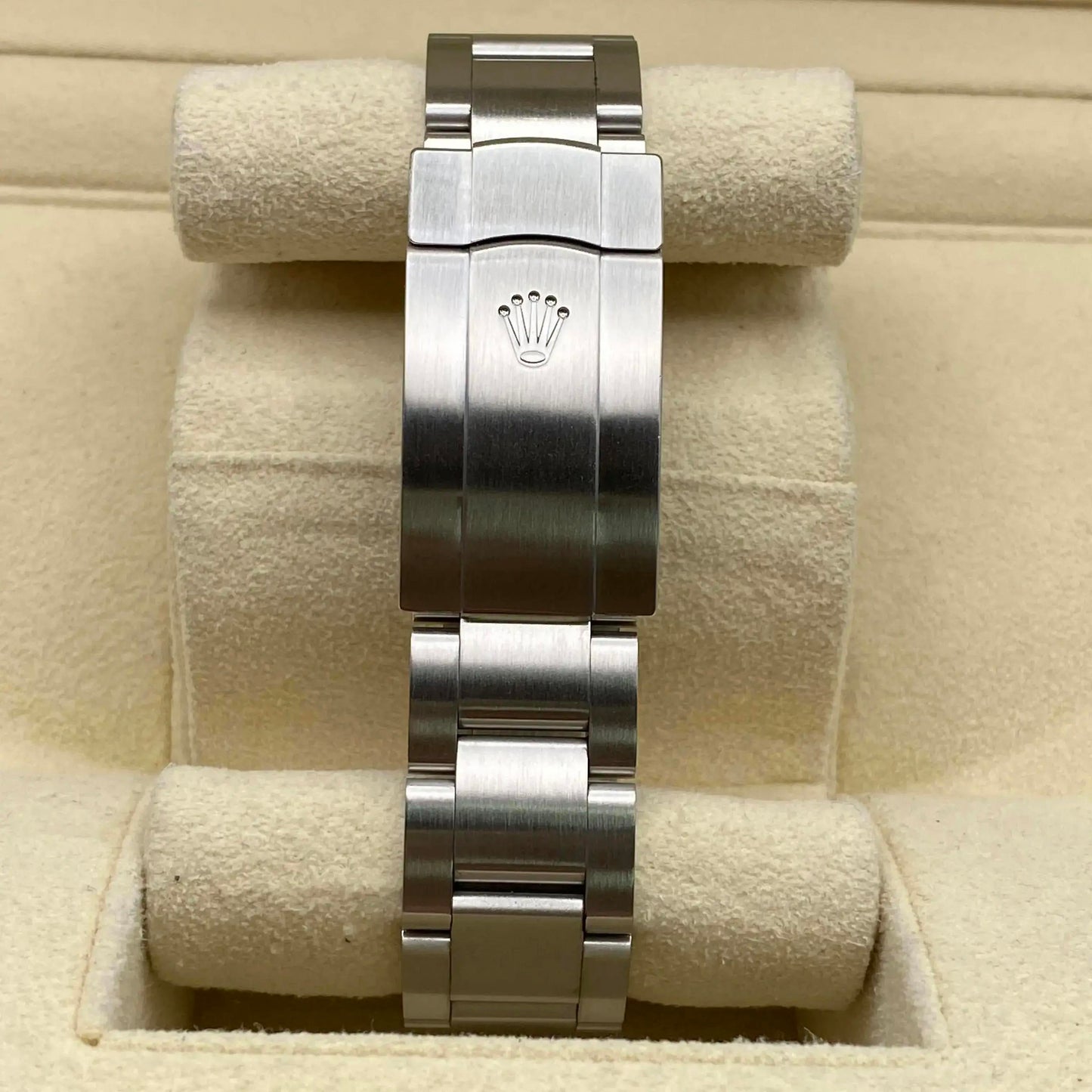 6th image of Rolex Rolex Oyster Perpetual 114300 Wristwatch, PreOwned condition