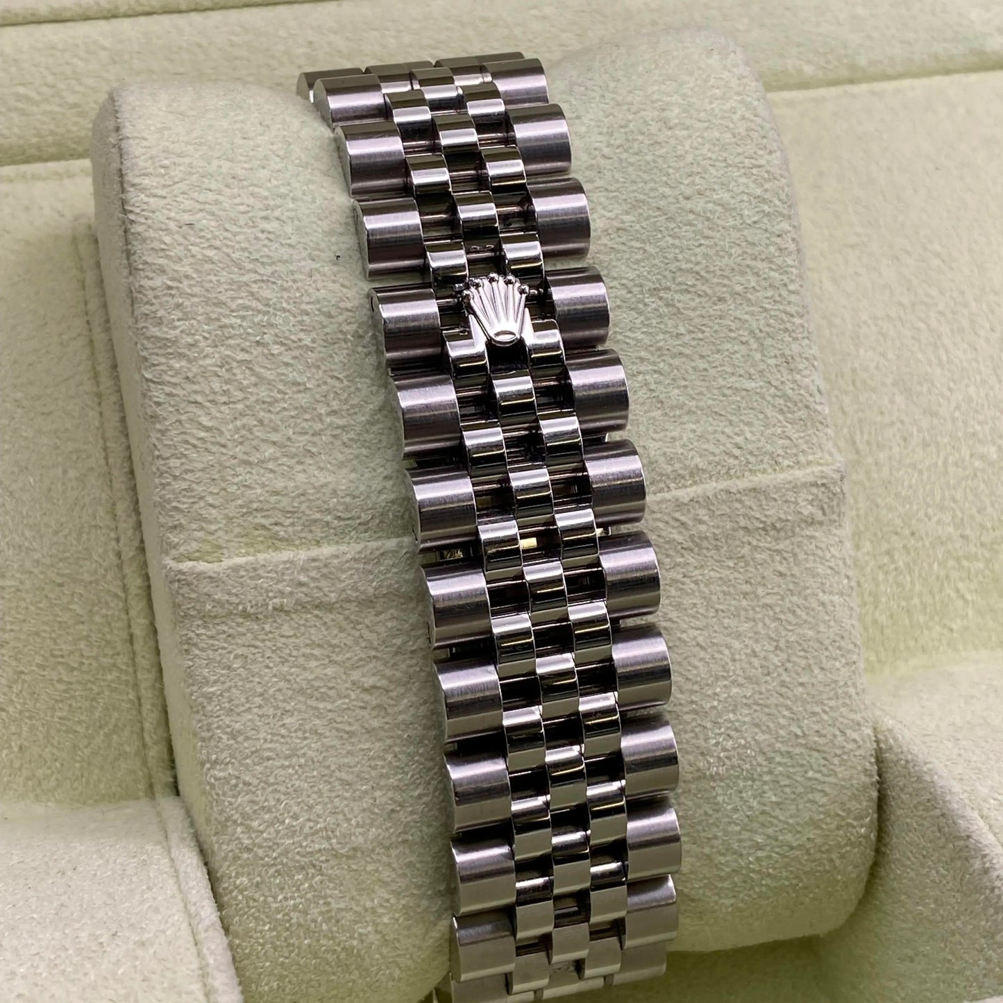 7th image of Rolex Rolex Datejust 116244 Wristwatch, PreOwned condition