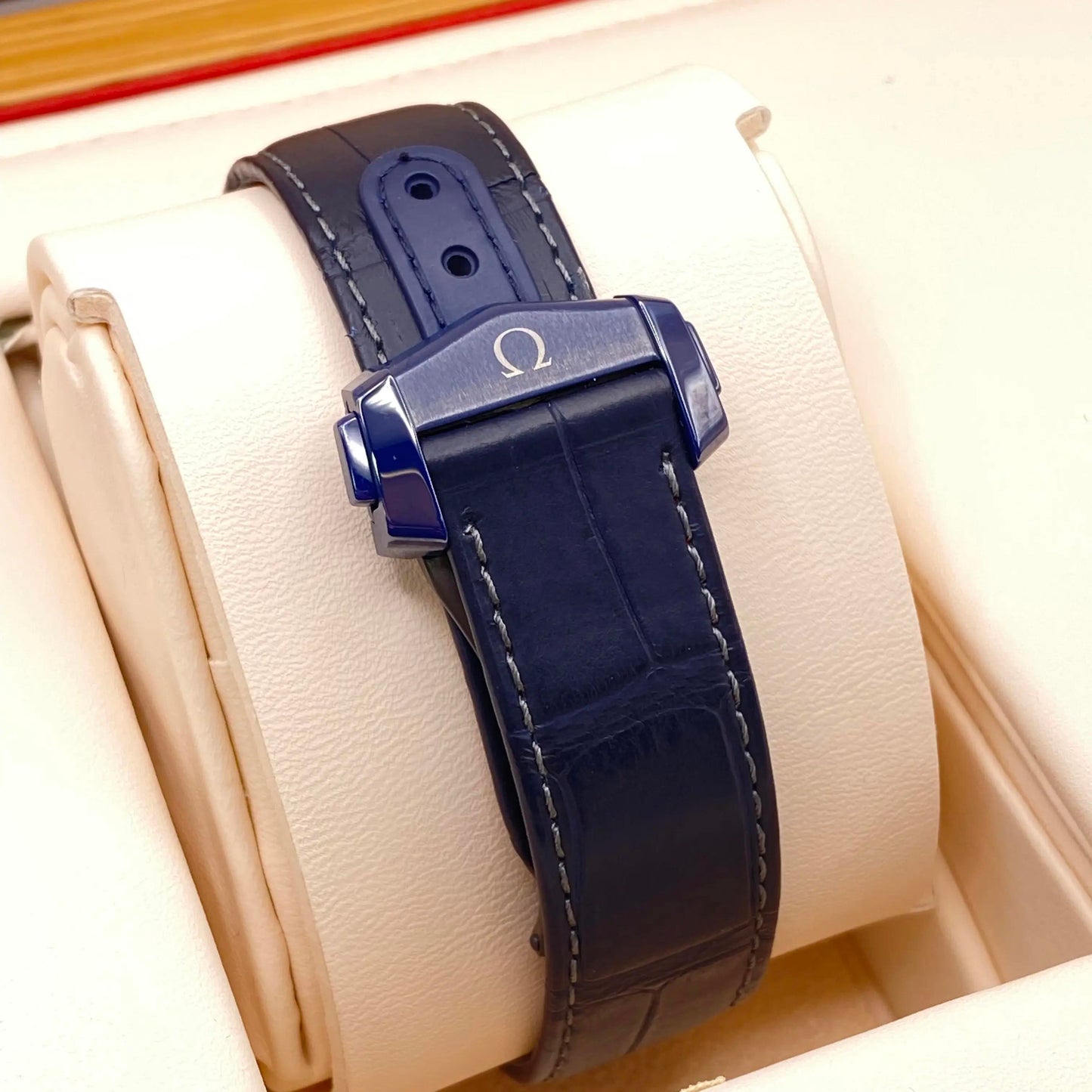 7th image of OMEGA Omega Speedmaster Moonwatch Wristwatch, Unworn condition