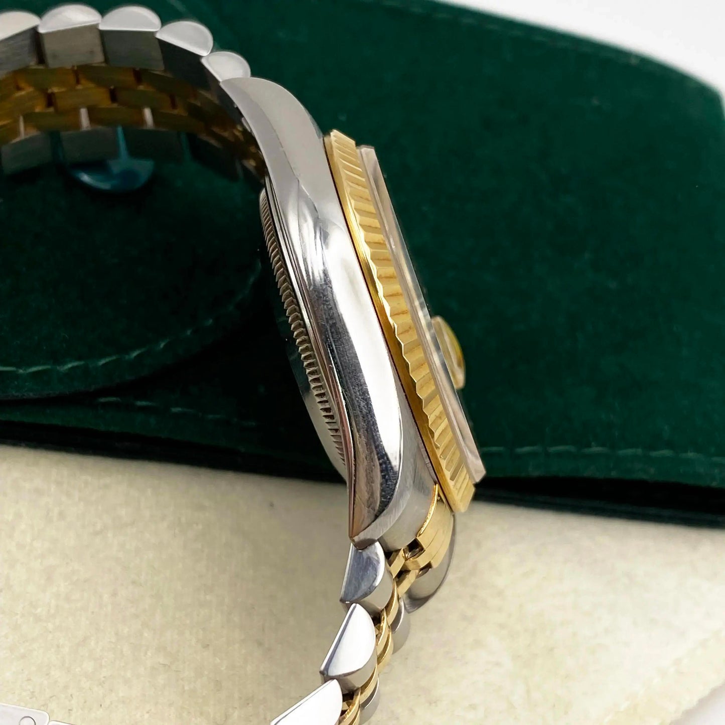 7th image of Rolex Rolex Datejust 16233 Wristwatch, PreOwned condition