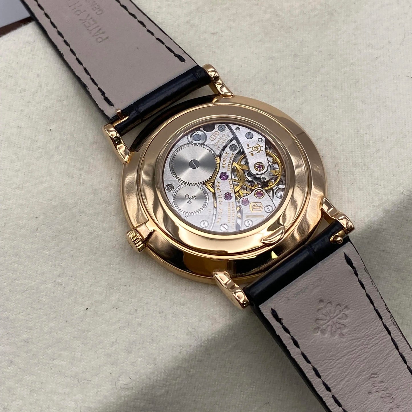 7th image of Patek Philippe Patek Philippe Calatrava Wristwatch, PreOwned condition