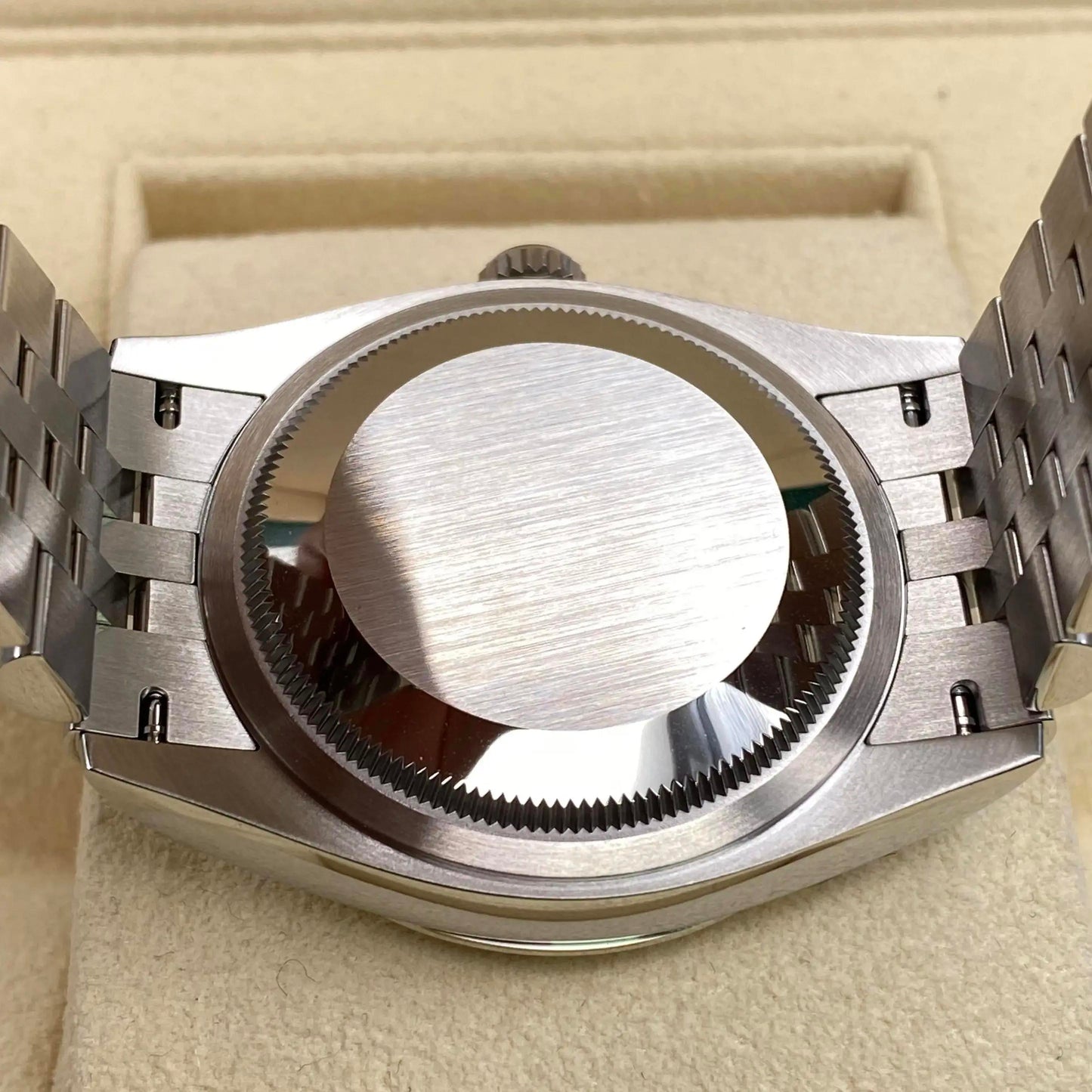 7th image of Rolex Rolex Datejust 126200 Wristwatch, PreOwned condition