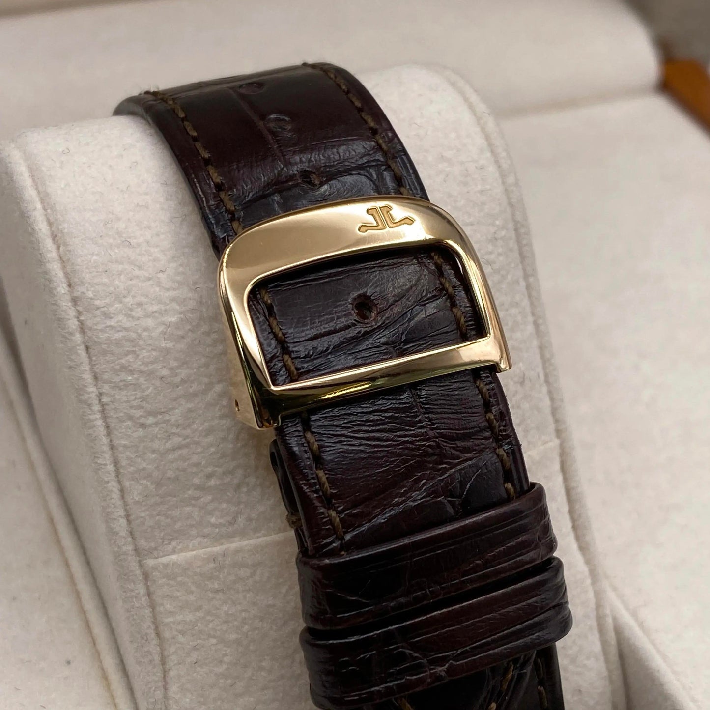 7th image of Jaeger-LeCoultre Jaeger-LeCoultre Reverso Grande Wristwatch, PreOwned condition