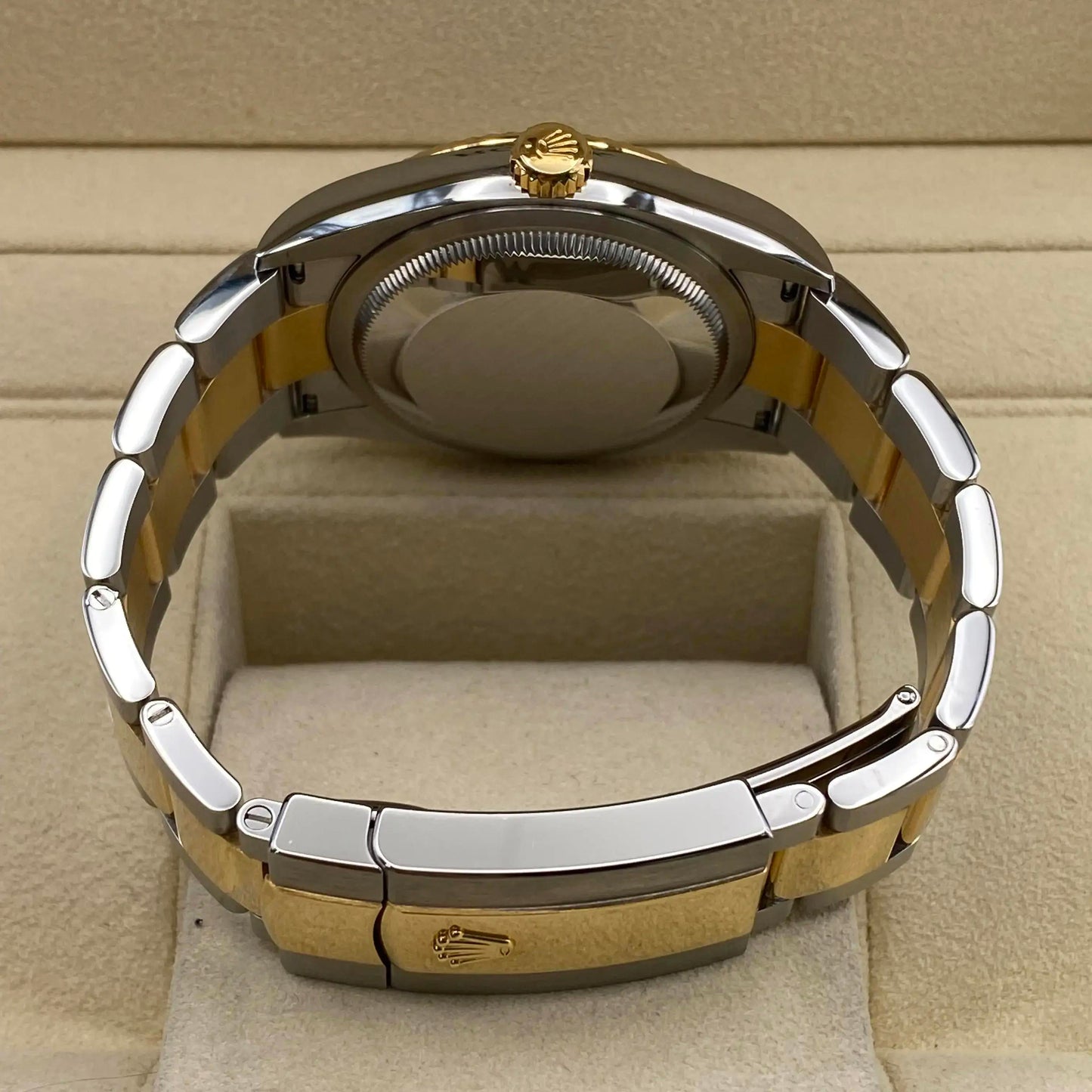 7th image of Rolex Rolex Datejust 126233 Wristwatch, PreOwned condition