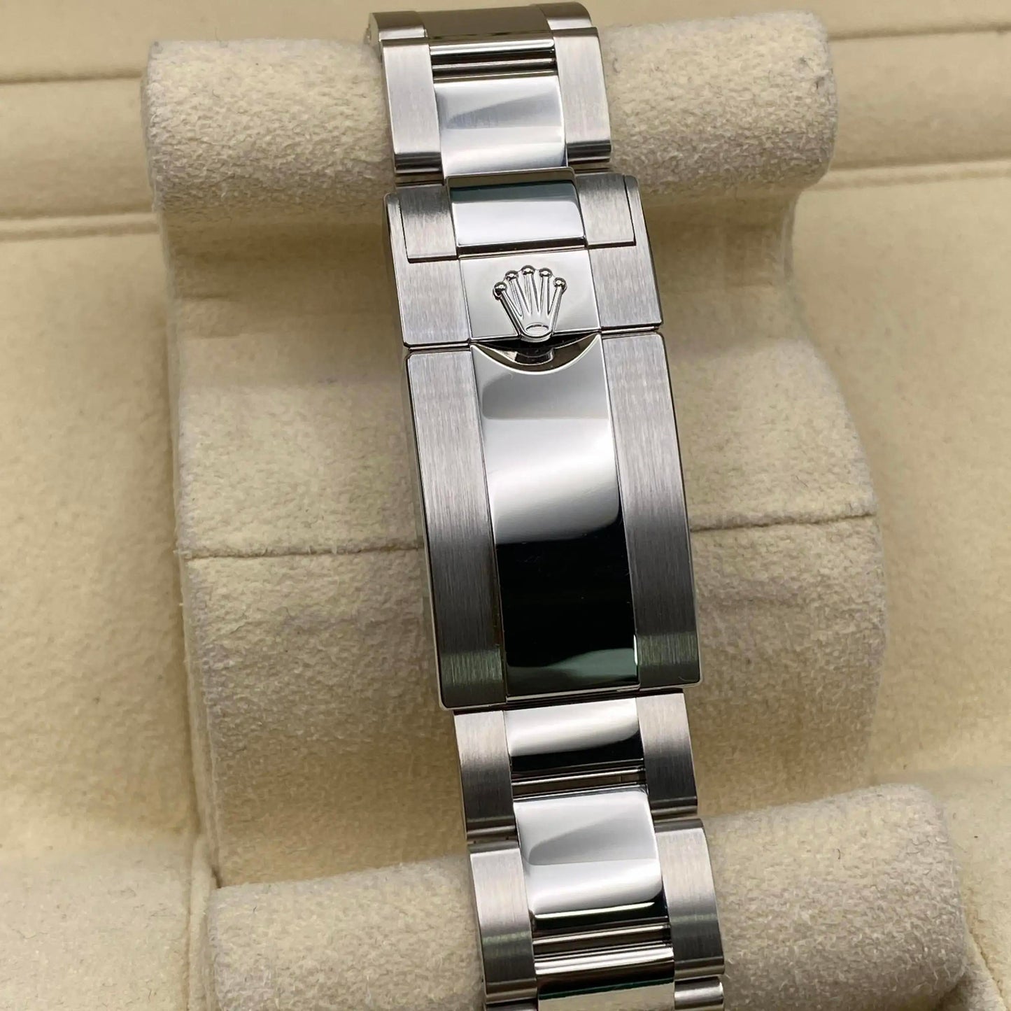 7th image of Rolex Rolex GMT-Master II 126710BLRO Wristwatch, Unworn condition