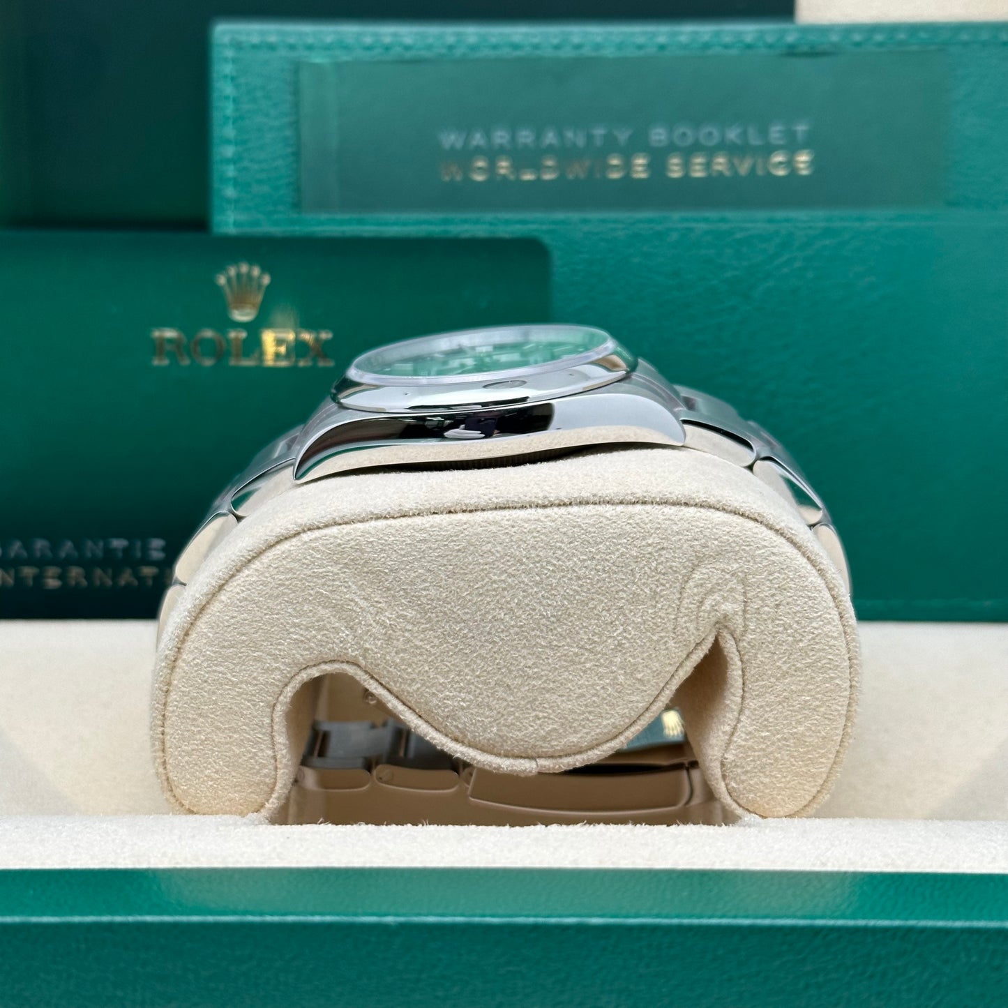 7th image of Rolex Rolex Oyster Perpetual 126000 Wristwatch, Unworn condition