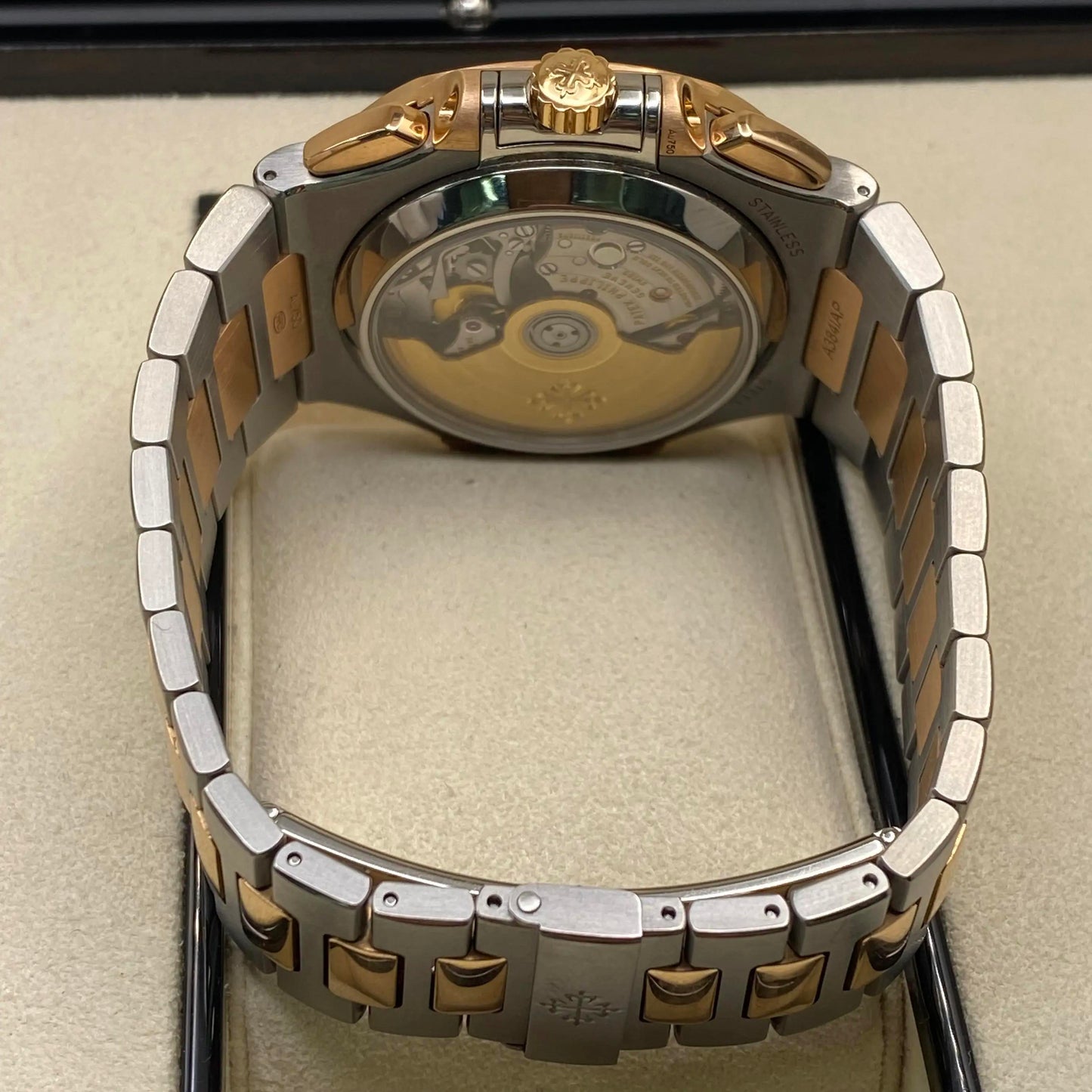 8th image of Patek Philippe Patek Philippe Nautilus Wristwatch, PreOwned condition