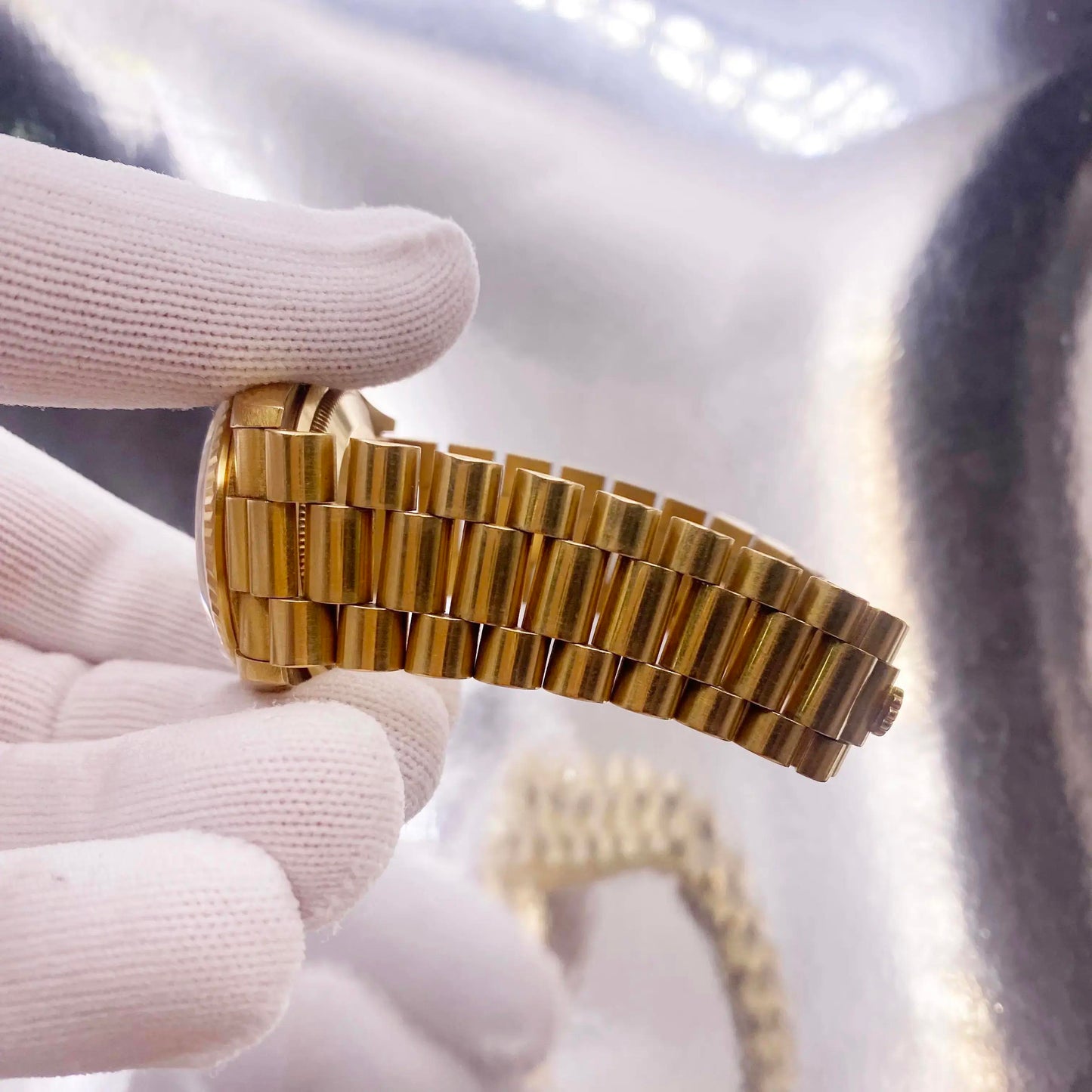 8th image of Rolex Rolex Day-Date 18238 Wristwatch, PreOwned condition