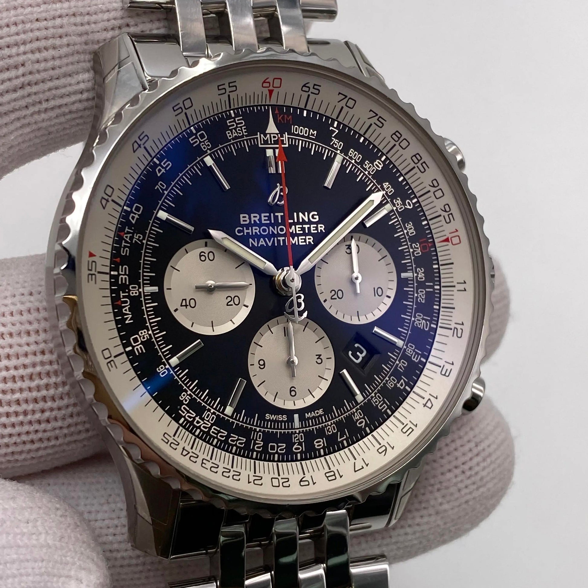 3rd image of Breitling Breitling Navitimer Wristwatch, DisplayModel condition