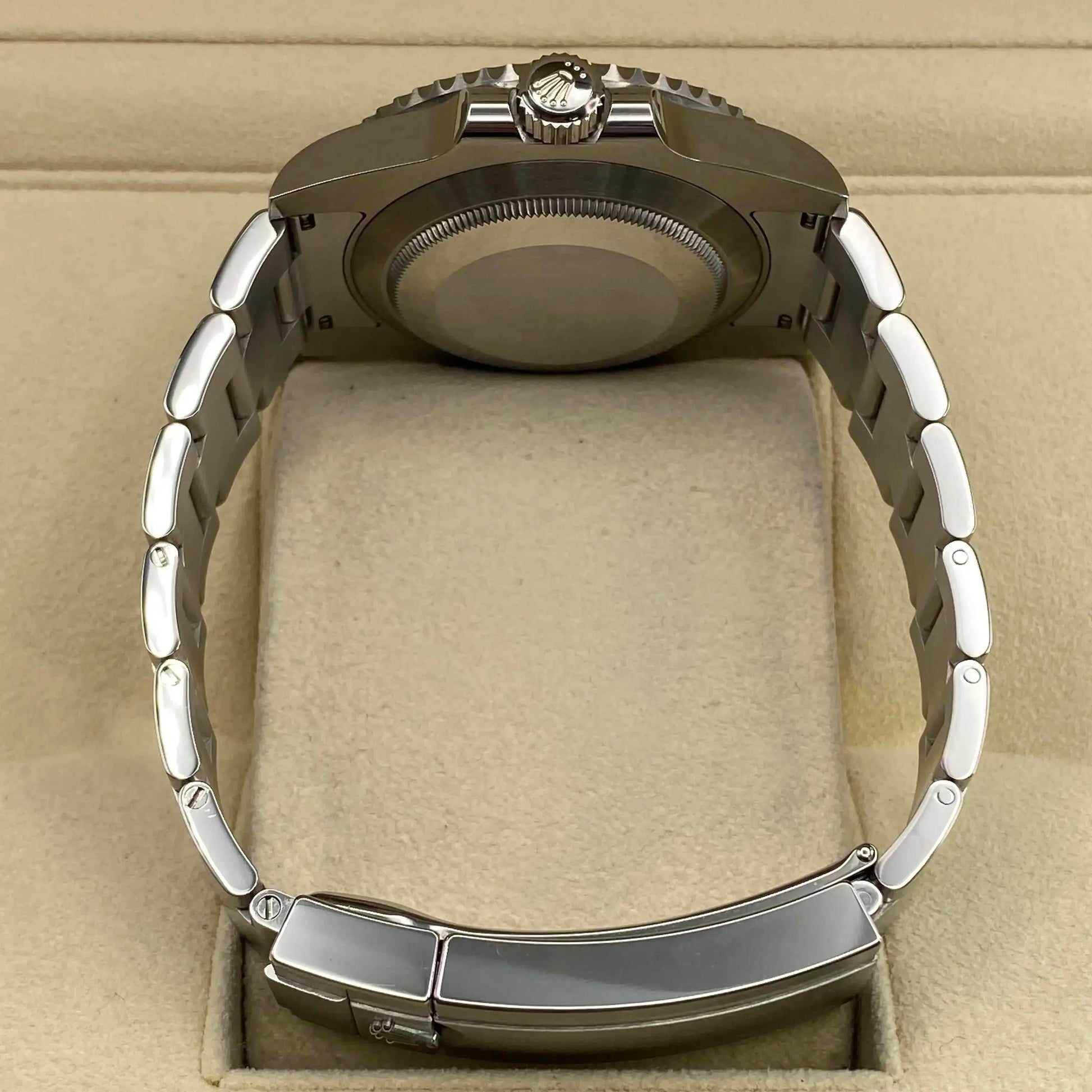 6th image of Rolex Rolex Submariner 116610LN Wristwatch, PreOwned condition