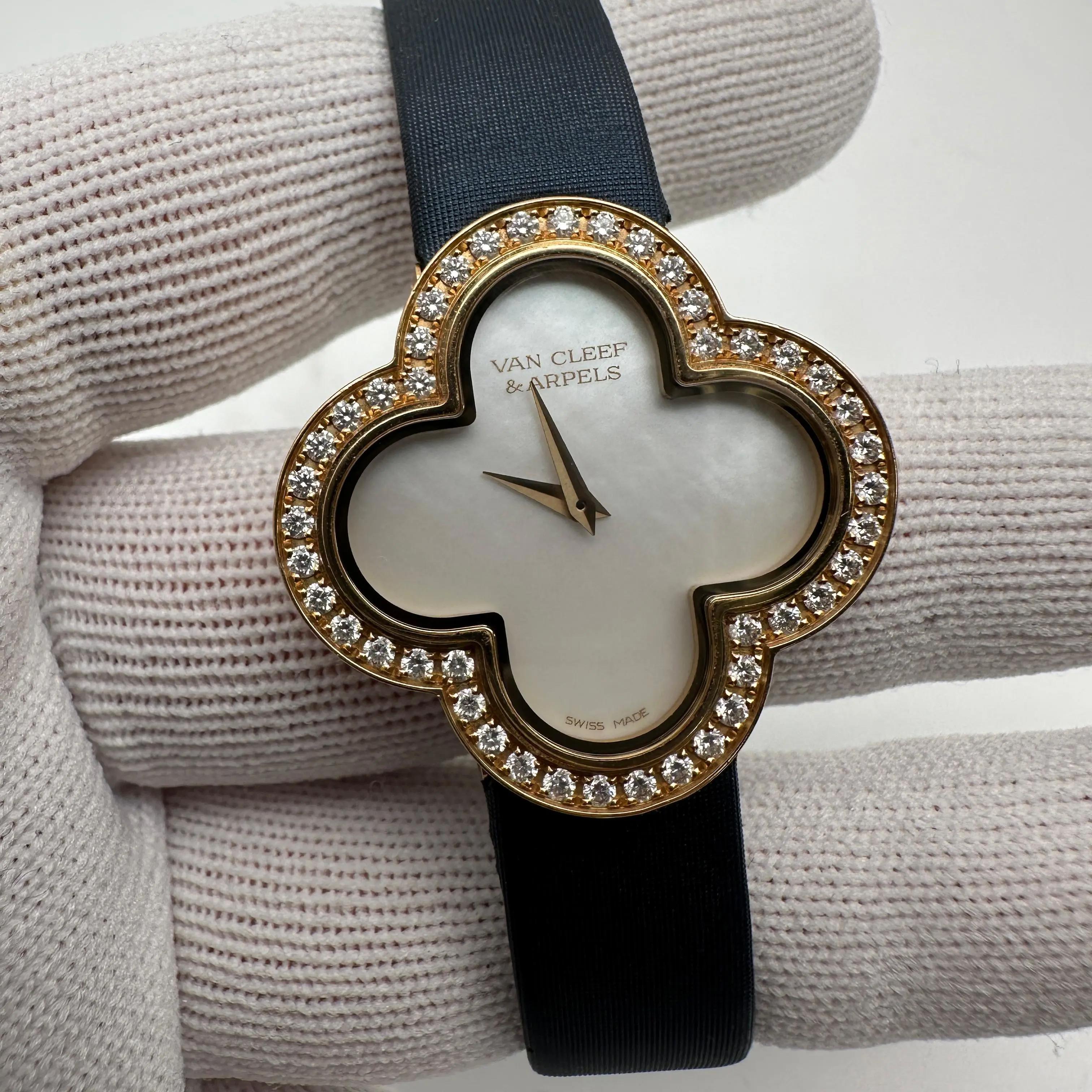 Van Cleef & Arpel Alhambra Medium 30mm 18k Gold Diamond MOP Dial