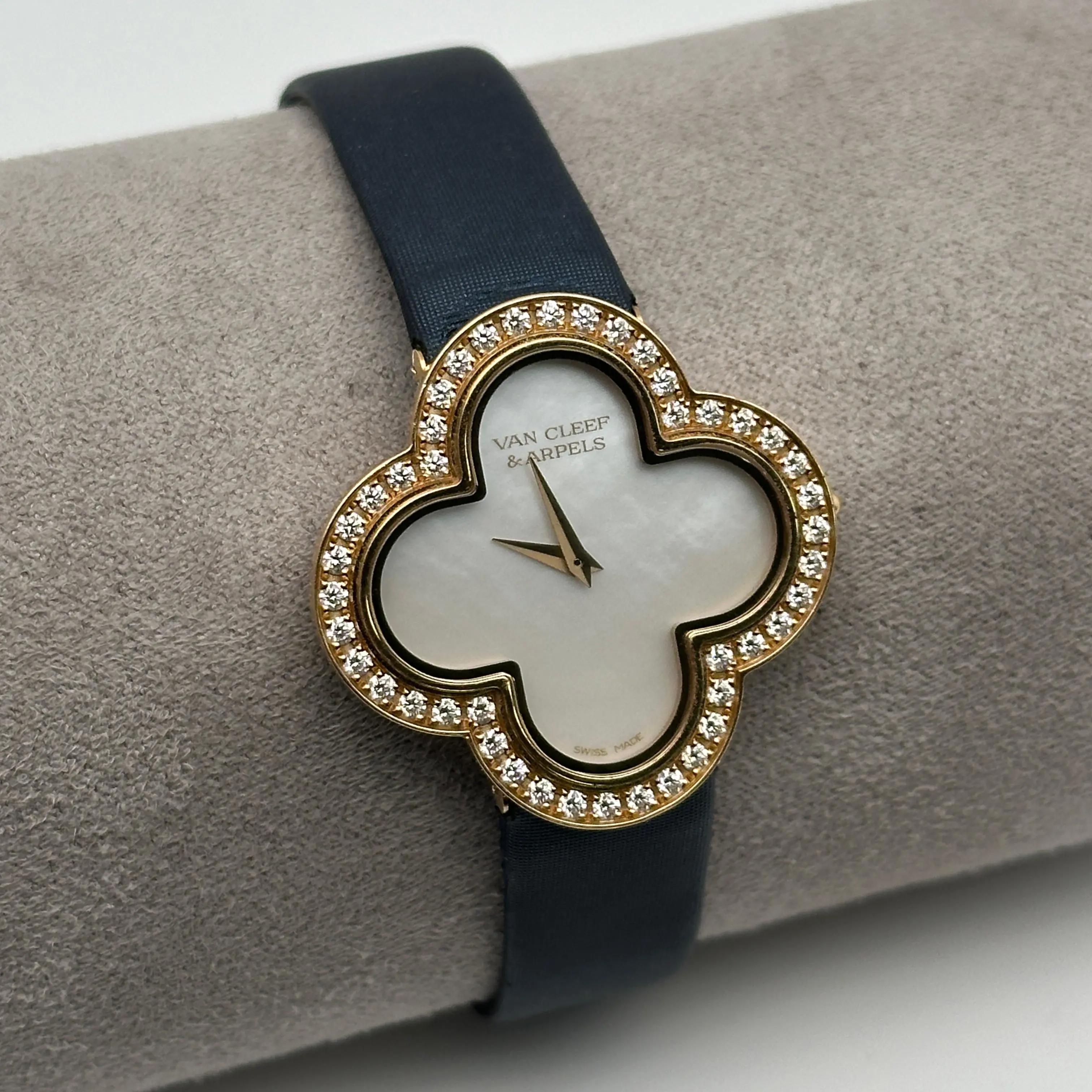 Van Cleef & Arpel Alhambra Medium 30mm 18k Gold Diamond MOP Dial