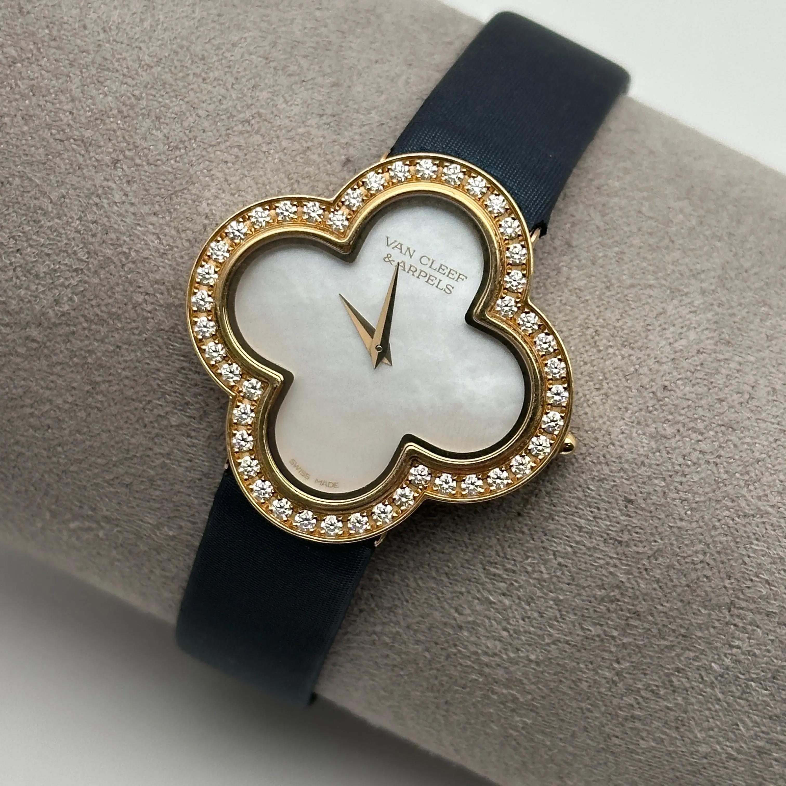 Van Cleef & Arpel Alhambra Medium 30mm 18k Gold Diamond MOP Dial