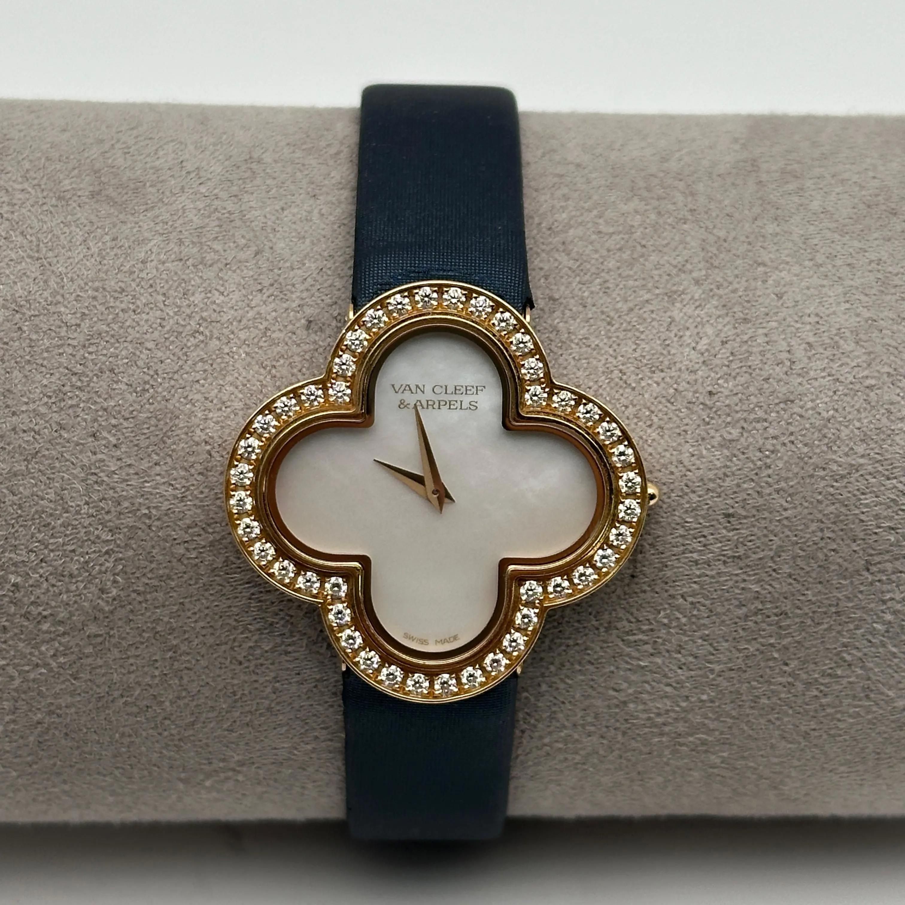 Van Cleef & Arpel Alhambra Medium 30mm 18k Gold Diamond MOP Dial